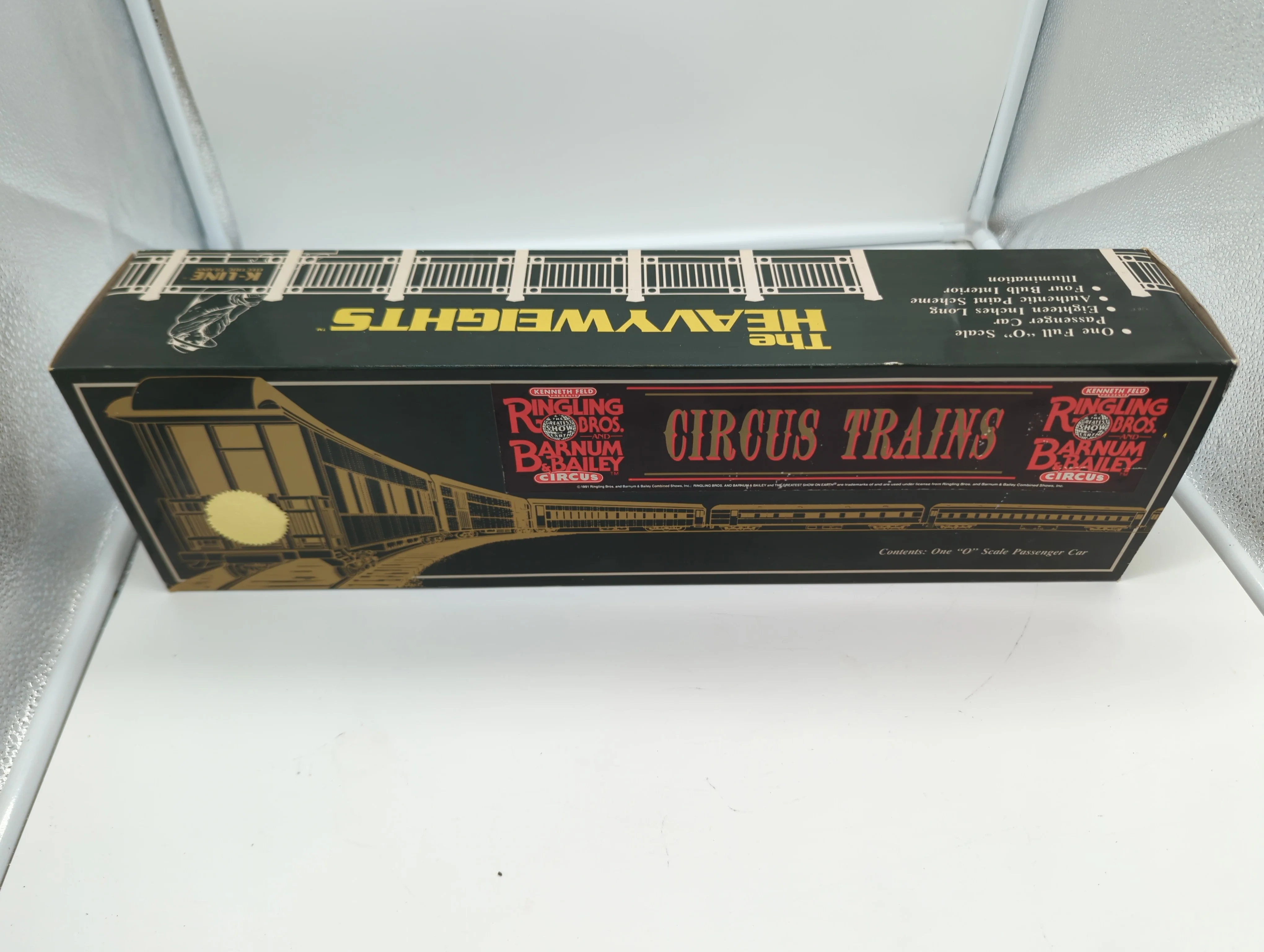 K-line K83-0094 Ringling Bros and Barnum and Bailey Circus performers coach #94  Heavy Weight 18" passenger car O SCALE Used Excellent - Image 6
