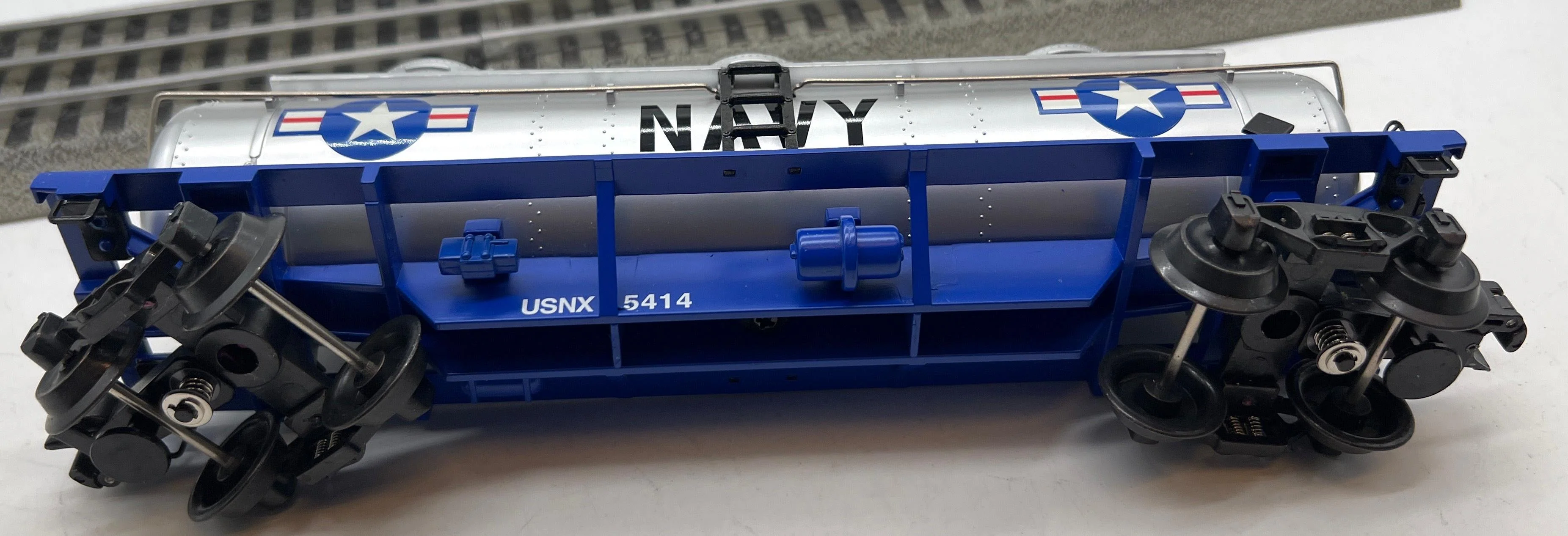 K-LINE O/0-27 Scale U.S. Navy Triple Dome Tank Car 5414 k636-8017 O SCALE Like New - Image 3