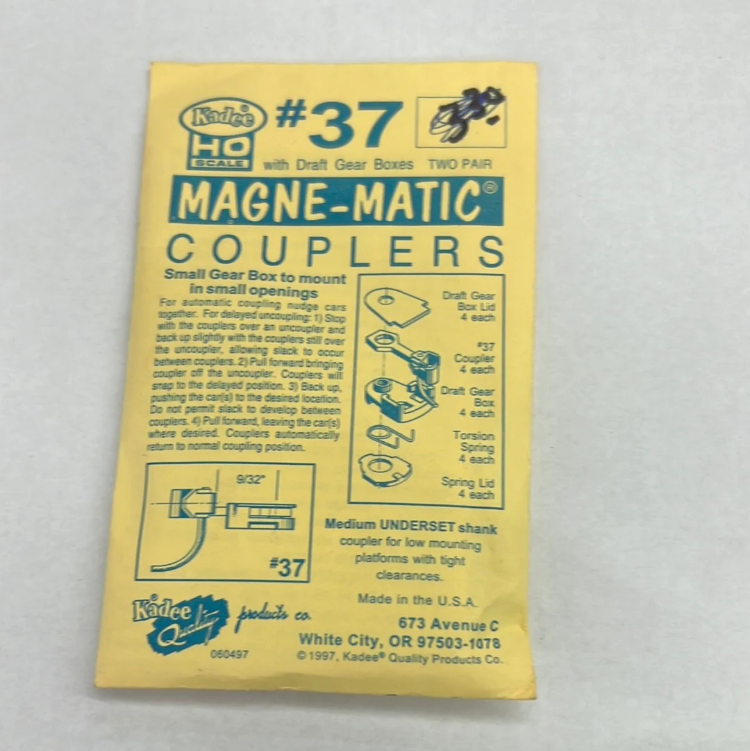Kadee 37 Magnematic Couplers with Small Draft Gear Boxes Two Pair (4 total) HO SCALE - Image 2