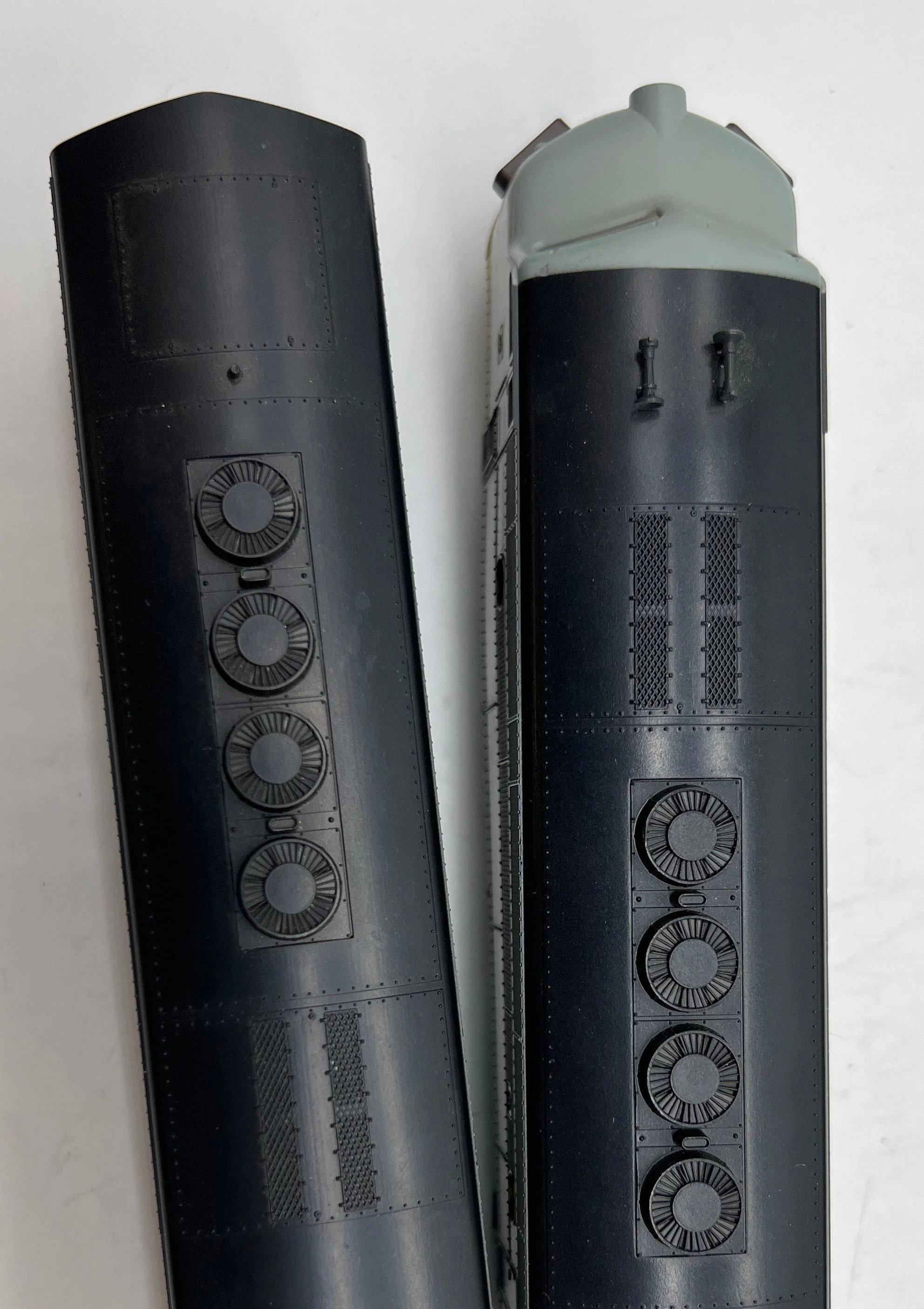 Kato Erie Lackawanna EL Set of 2 AB  both powered Diesel locomotives 8441 7062 HO SCALE Like New No Box - Image 3
