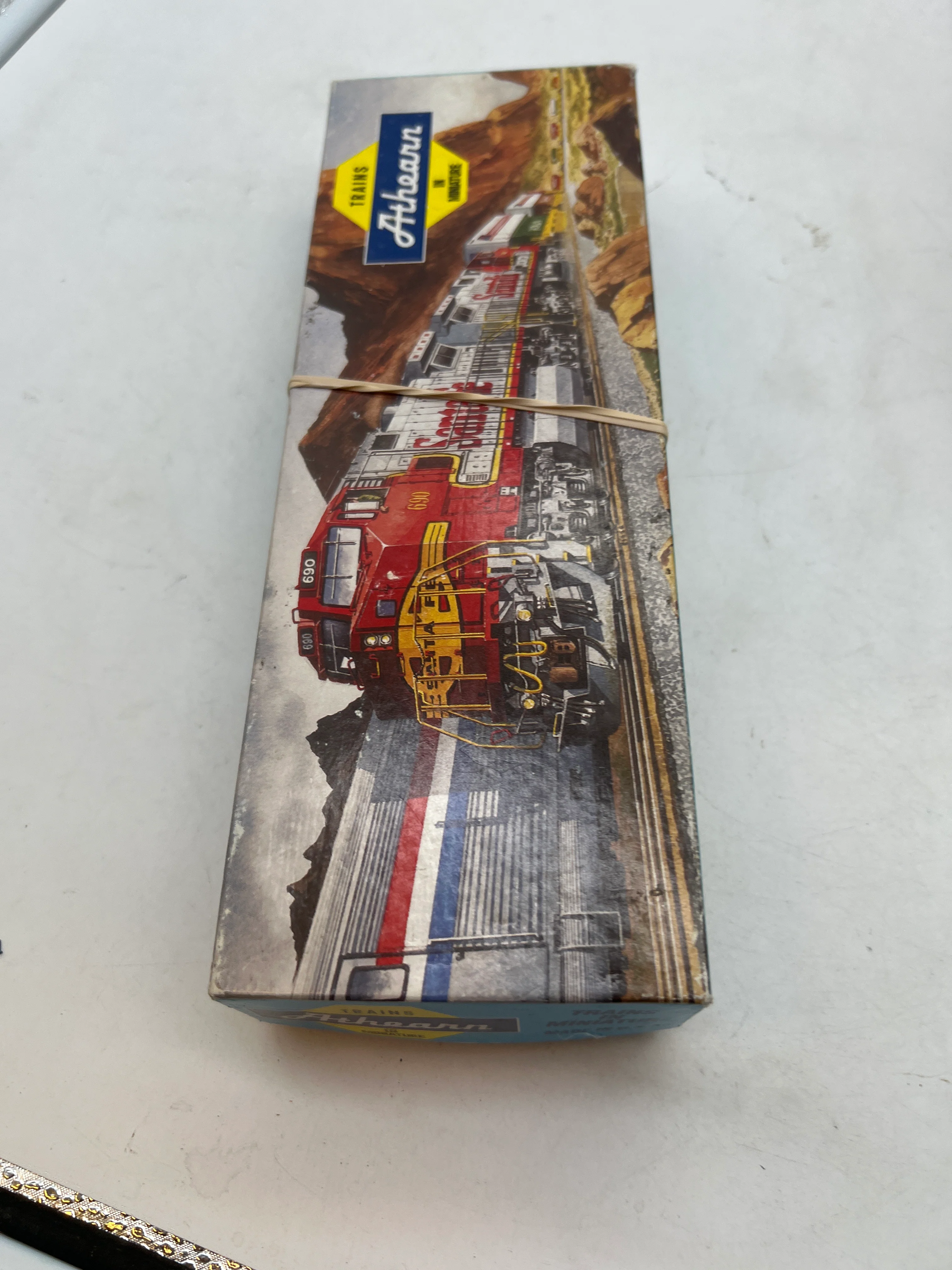 Kato NYCD25-1 5690 Diesel Locomotive New York Central NYC HO SCALE Like New - Image 7