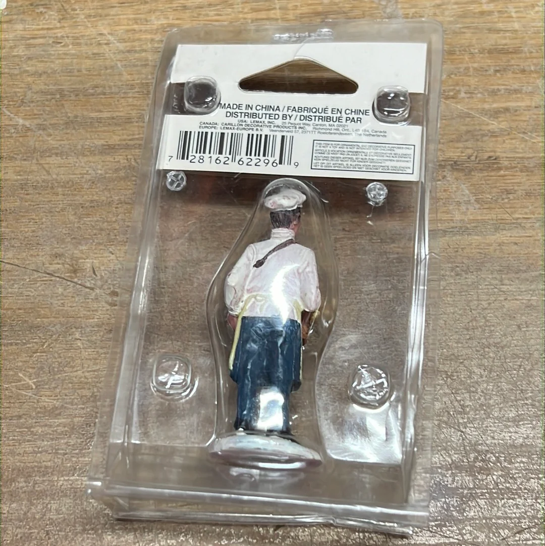 Lemax 62296 Bread Delivery Figurine - Image 4