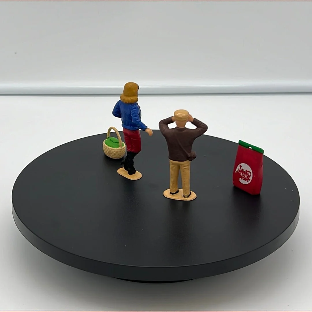LGB Figure Pack Photographer set #2  (2) G SCALE USED - Image 4