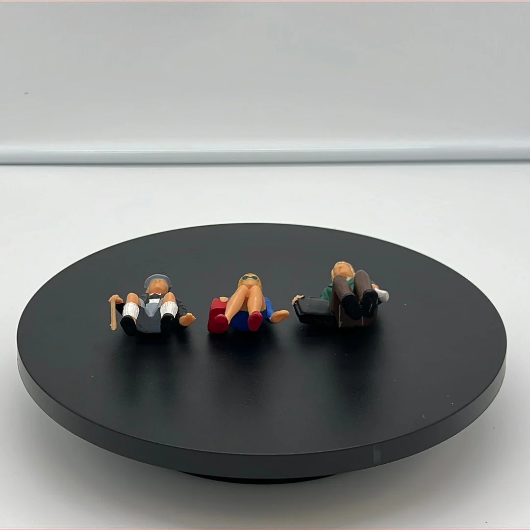 LGB Figure Pack Three Sitting People Pack A (3) G SCALE USED - Image 2
