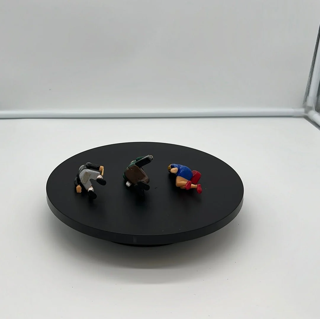 LGB Figure Pack Three Sitting People Pack B (3) G SCALE USED - Image 5