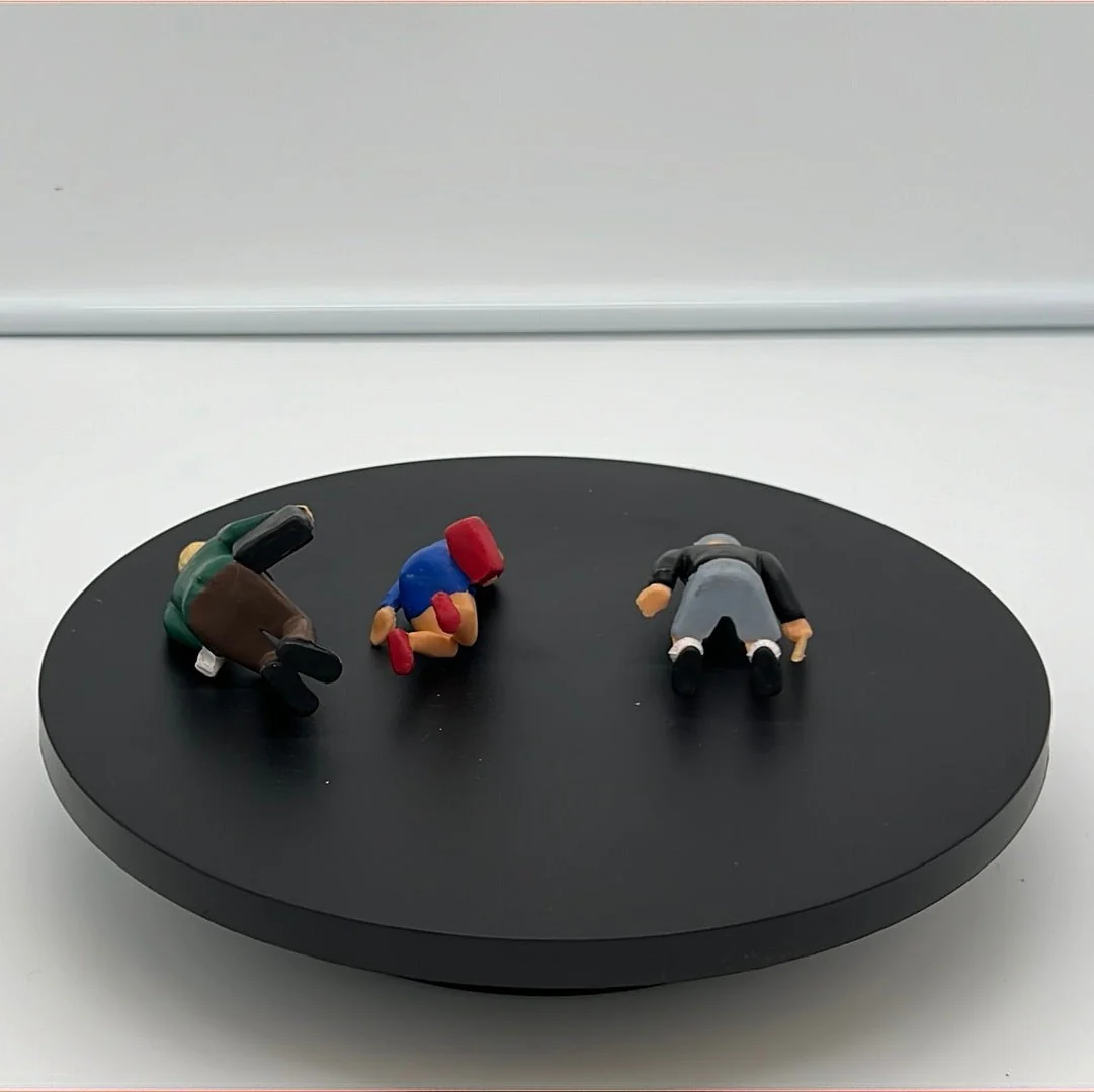 LGB Figure Pack Three Sitting People Pack C (3) G SCALE USED - Image 5