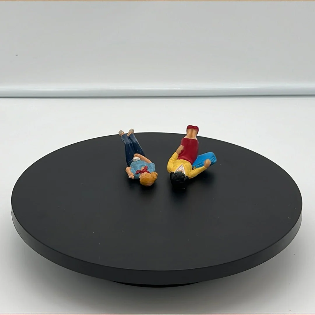 LGB Figure Pack Two Sitting Ladies Pack A (2) G SCALE USED - Image 2