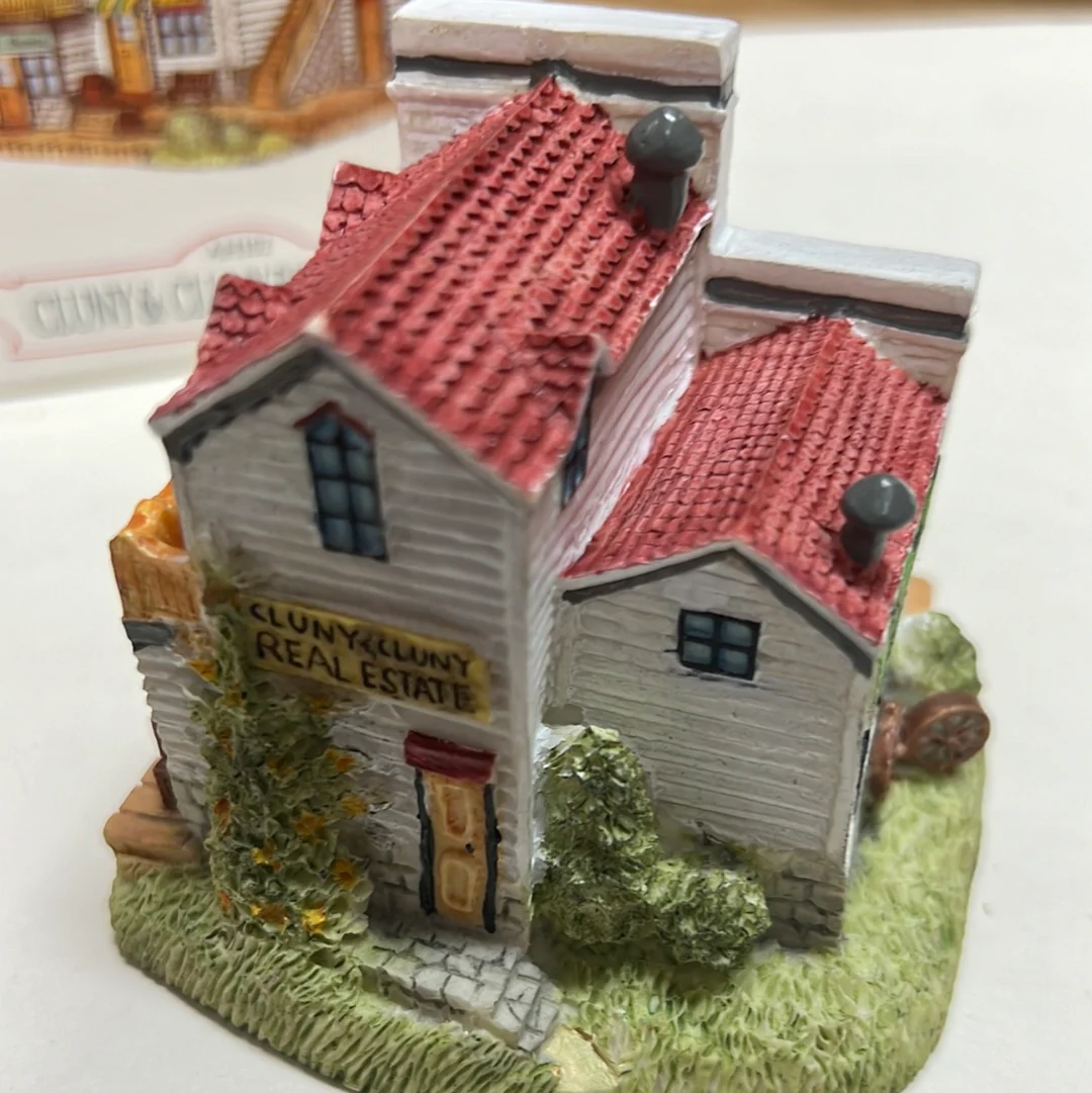 Liberty Falls lot of 6 Buildings and 3 accessory packs AS IS - Image 22