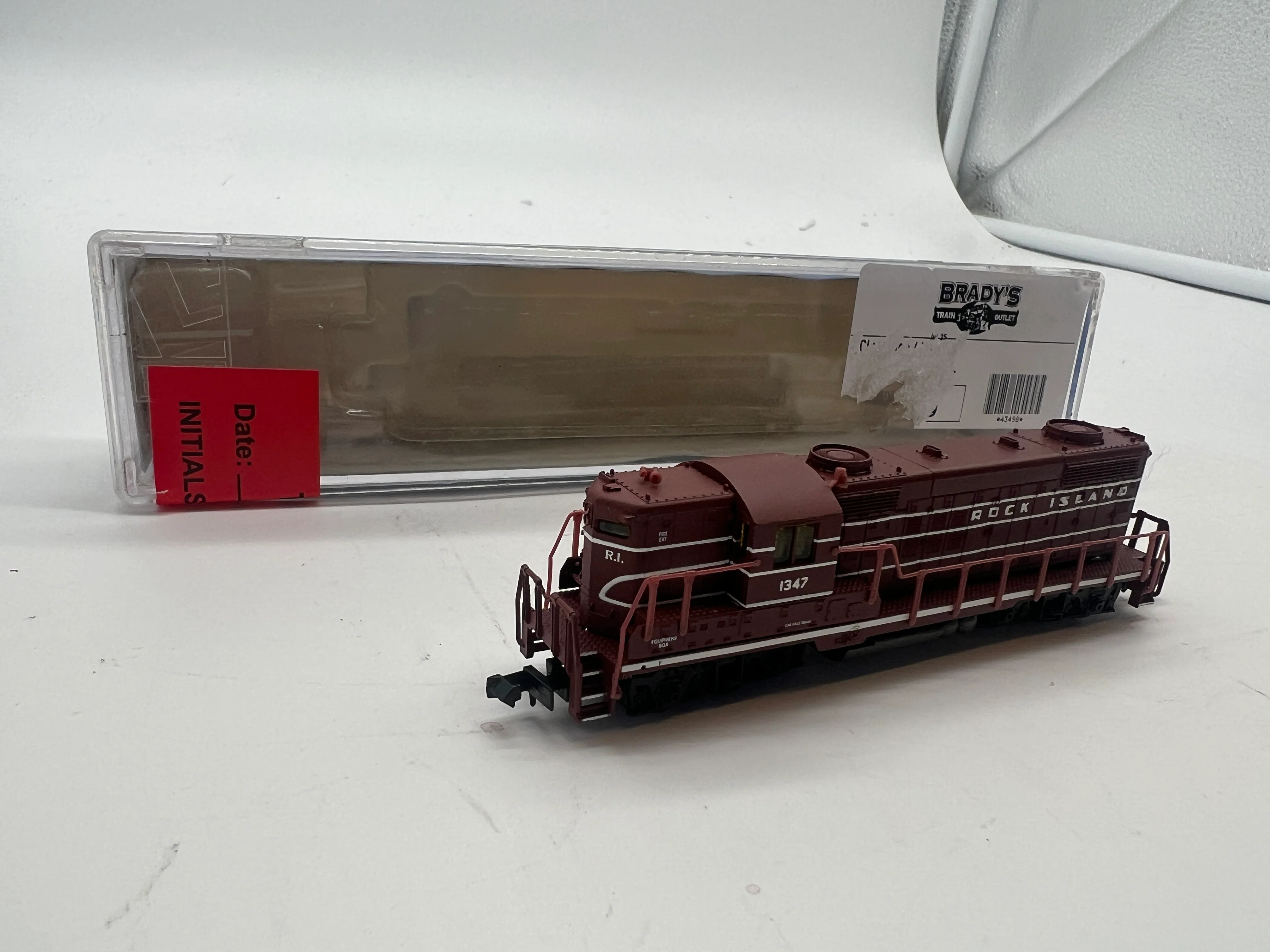 Life-Like Rock Island RI 7110 GP18 diesel locomotive #1347 N SCALE Used Excellent - Image 3
