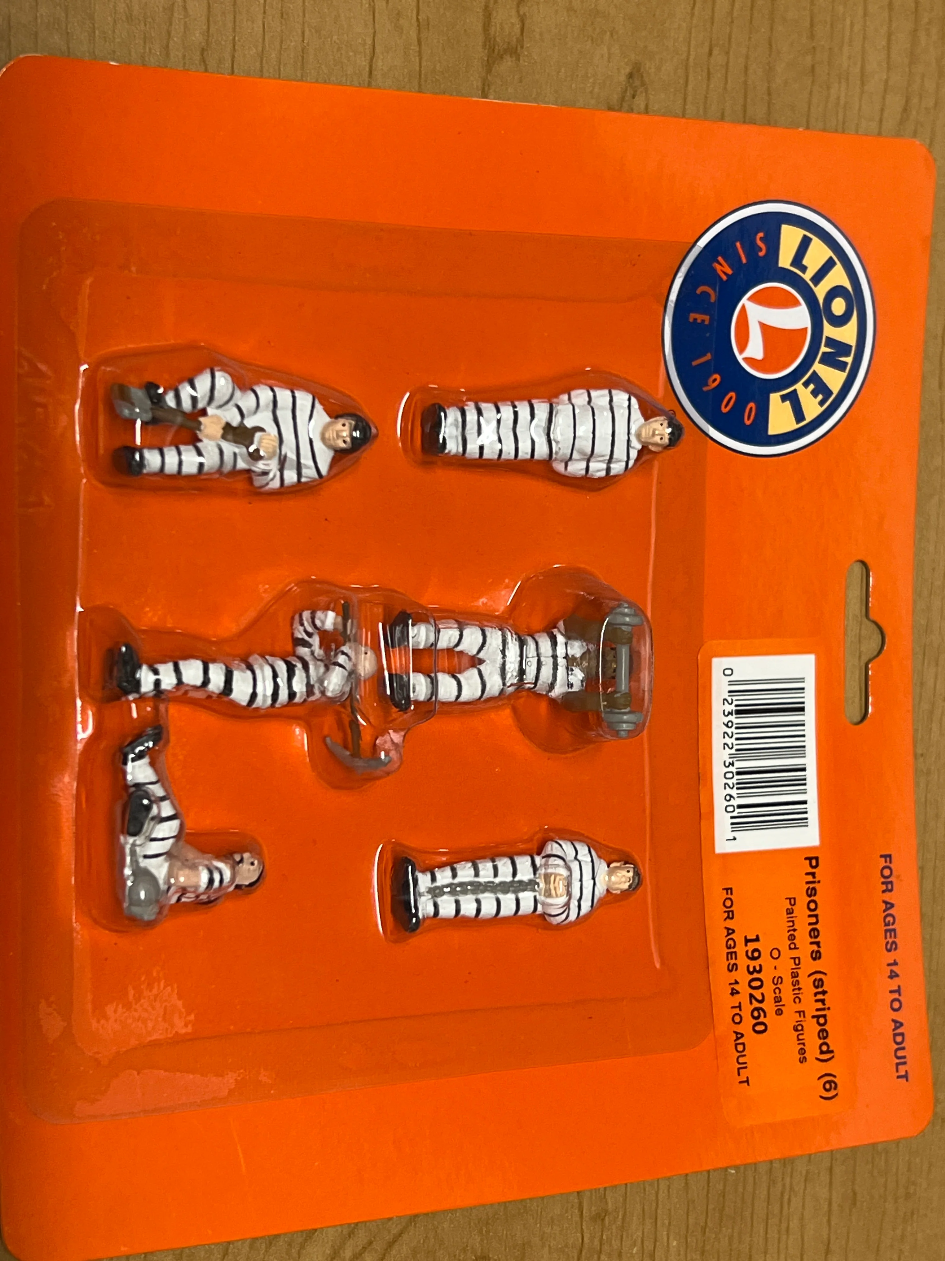 Lionel 1930260 PRISONERS (STRIPED) 6-PACK O SCALE NEW - Image 3