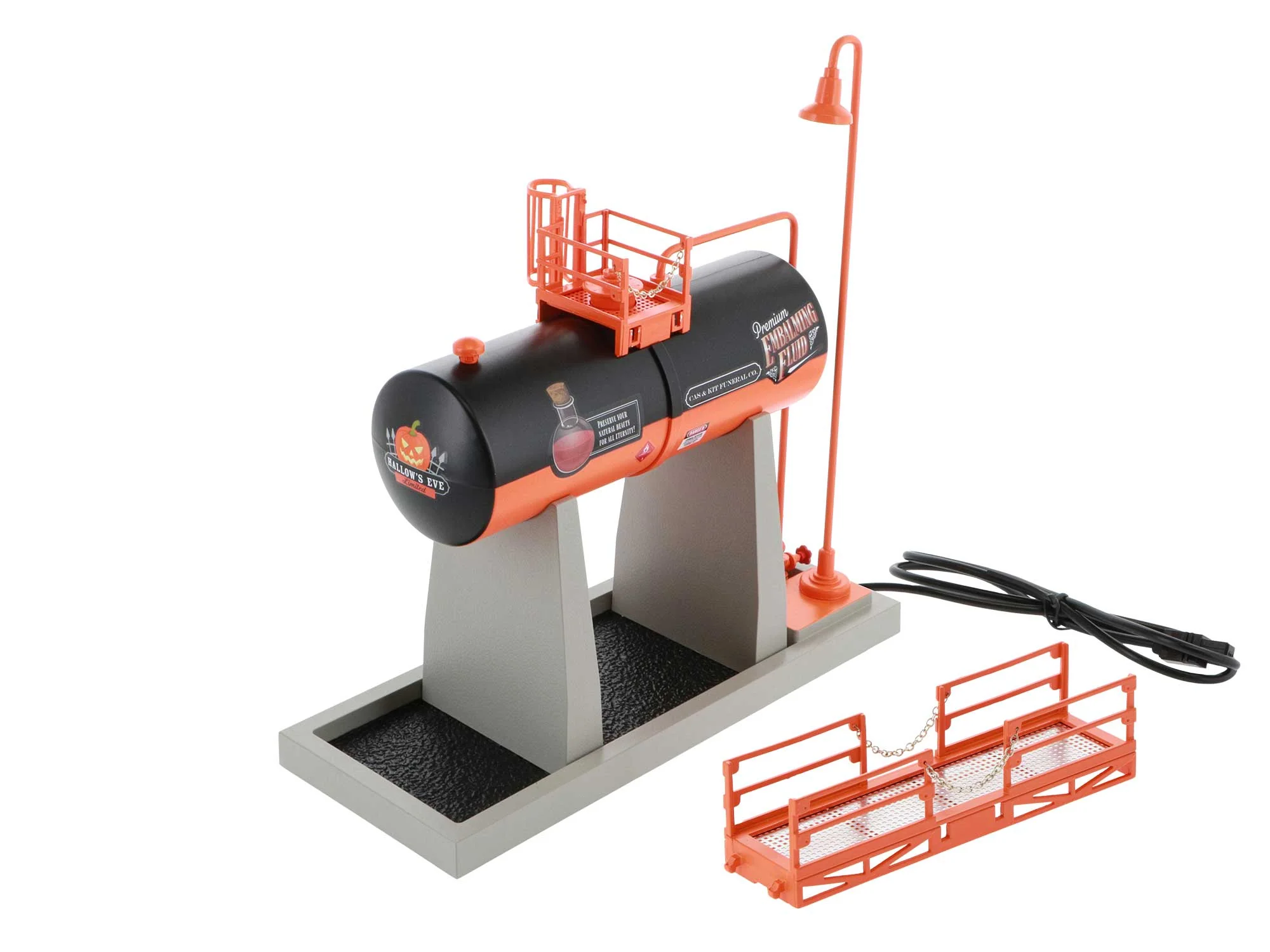 Lionel 2129380 HALLOWEEN ELEVATED OIL TANK limited O SCALE NEW - Image 3