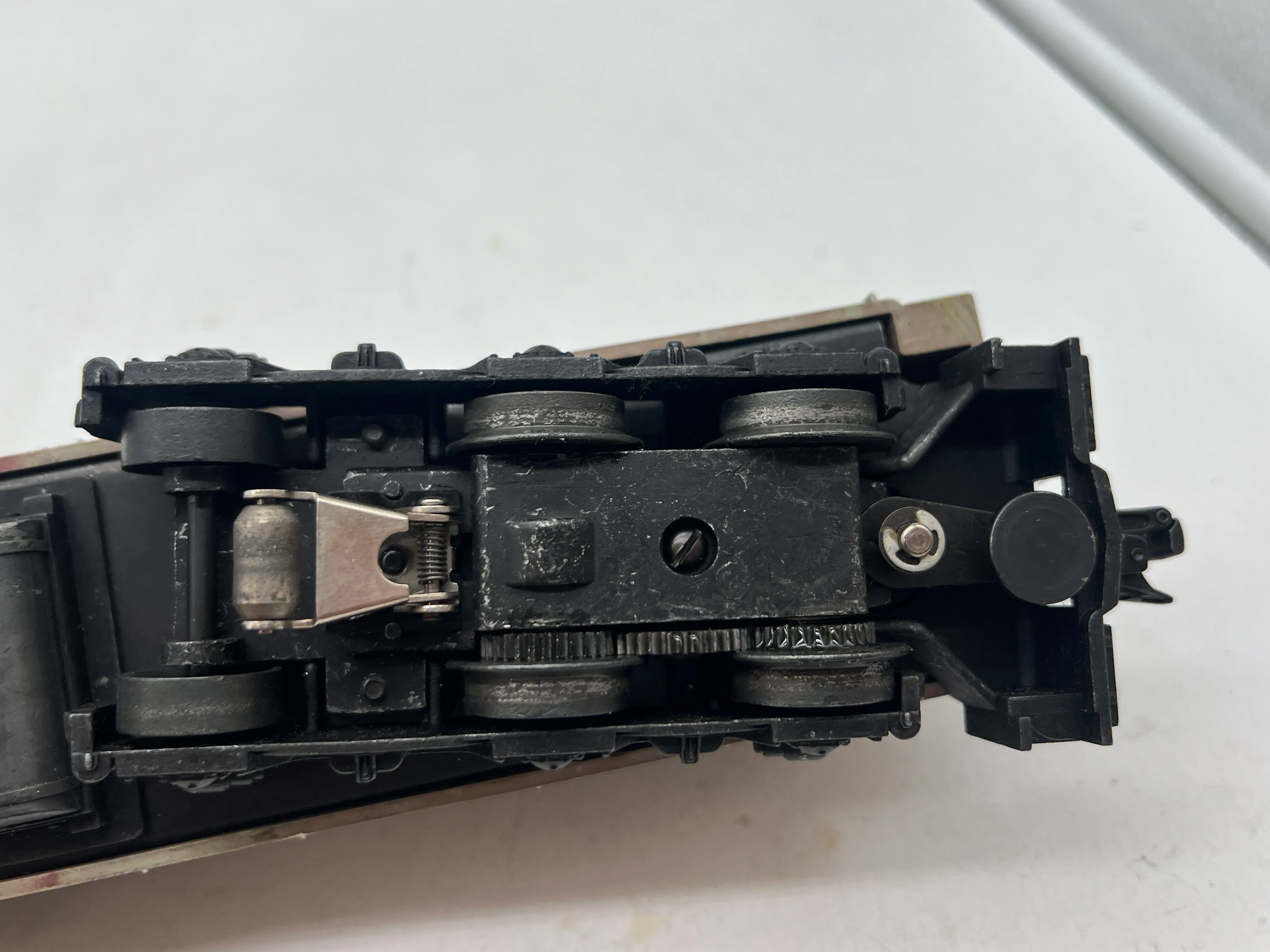 Lionel 2321 LACKAWANNA TRAINMASTER POSTWAR Locomotive gray roof O SCALE Used No Box as is - Image 15
