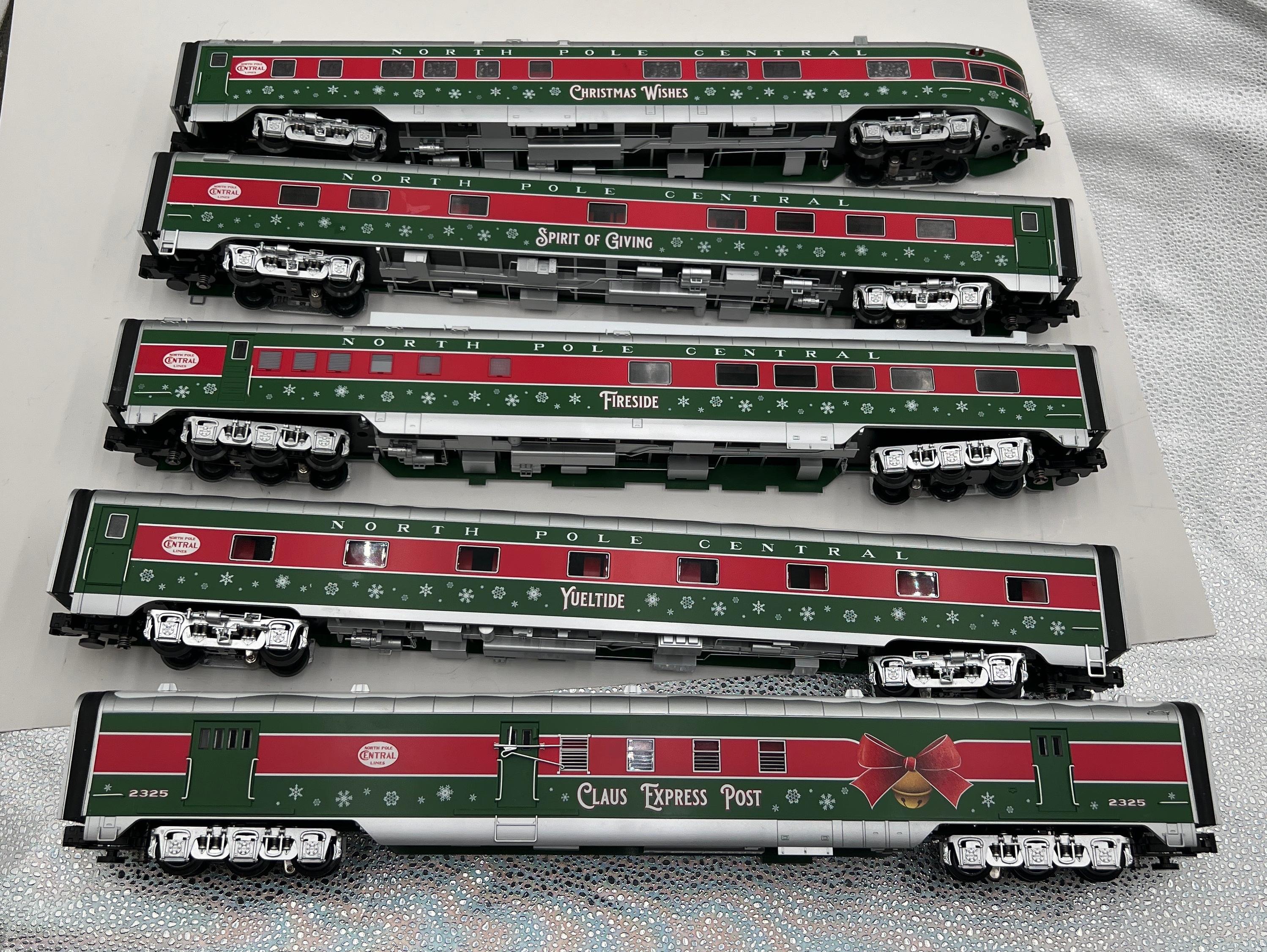 Lionel 2327340, 2327360 North Pole Central  21" Passenger Car 4 Pack plus Station Sounds Diner (Set of 5 Cars) O Scale Like New No Box - Image 12