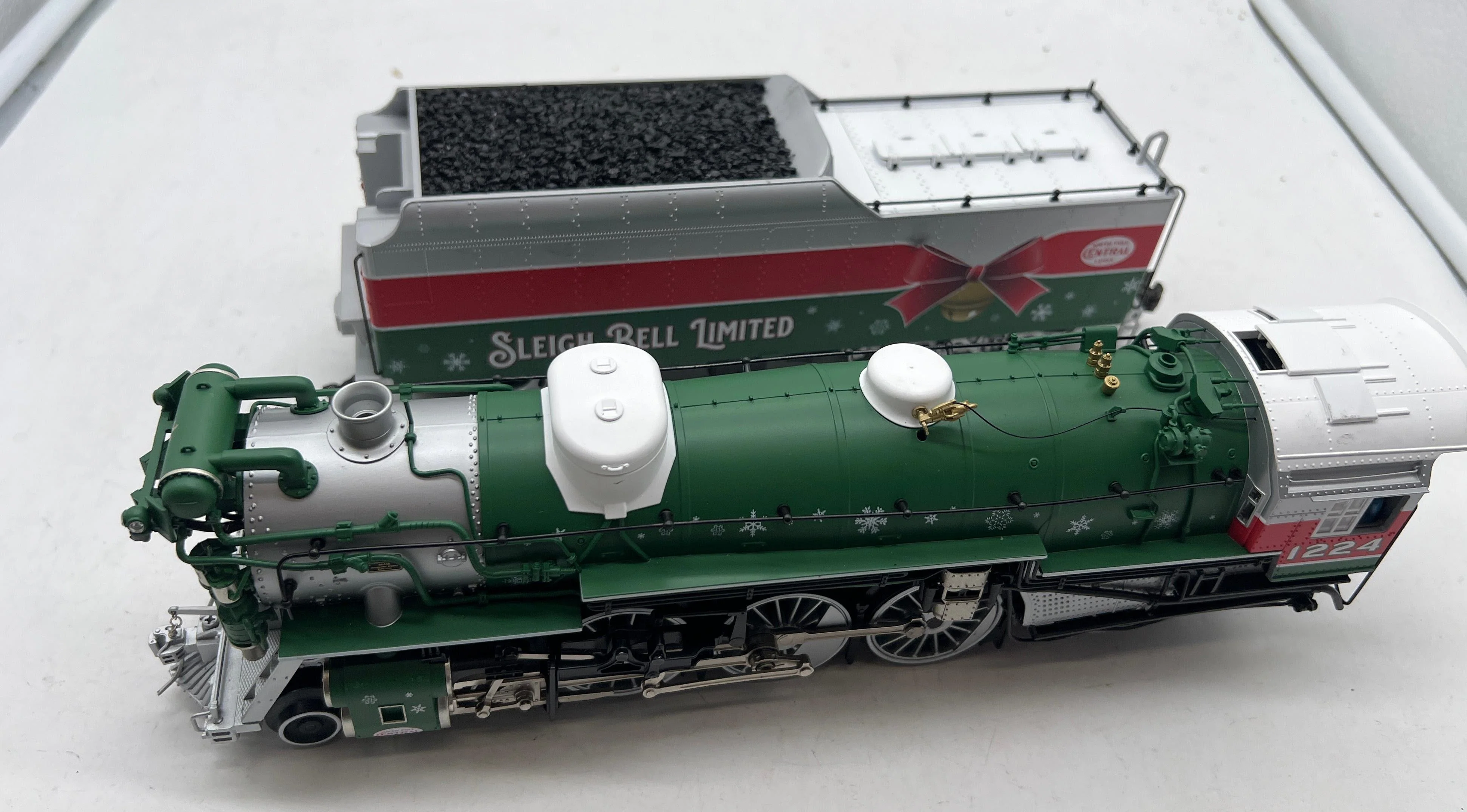 Lionel 2431620 Christmas Sleigh Bell Limited LEGACY F-19 4-6-2 Pacific #1224 O SCALE Like New - Image 6