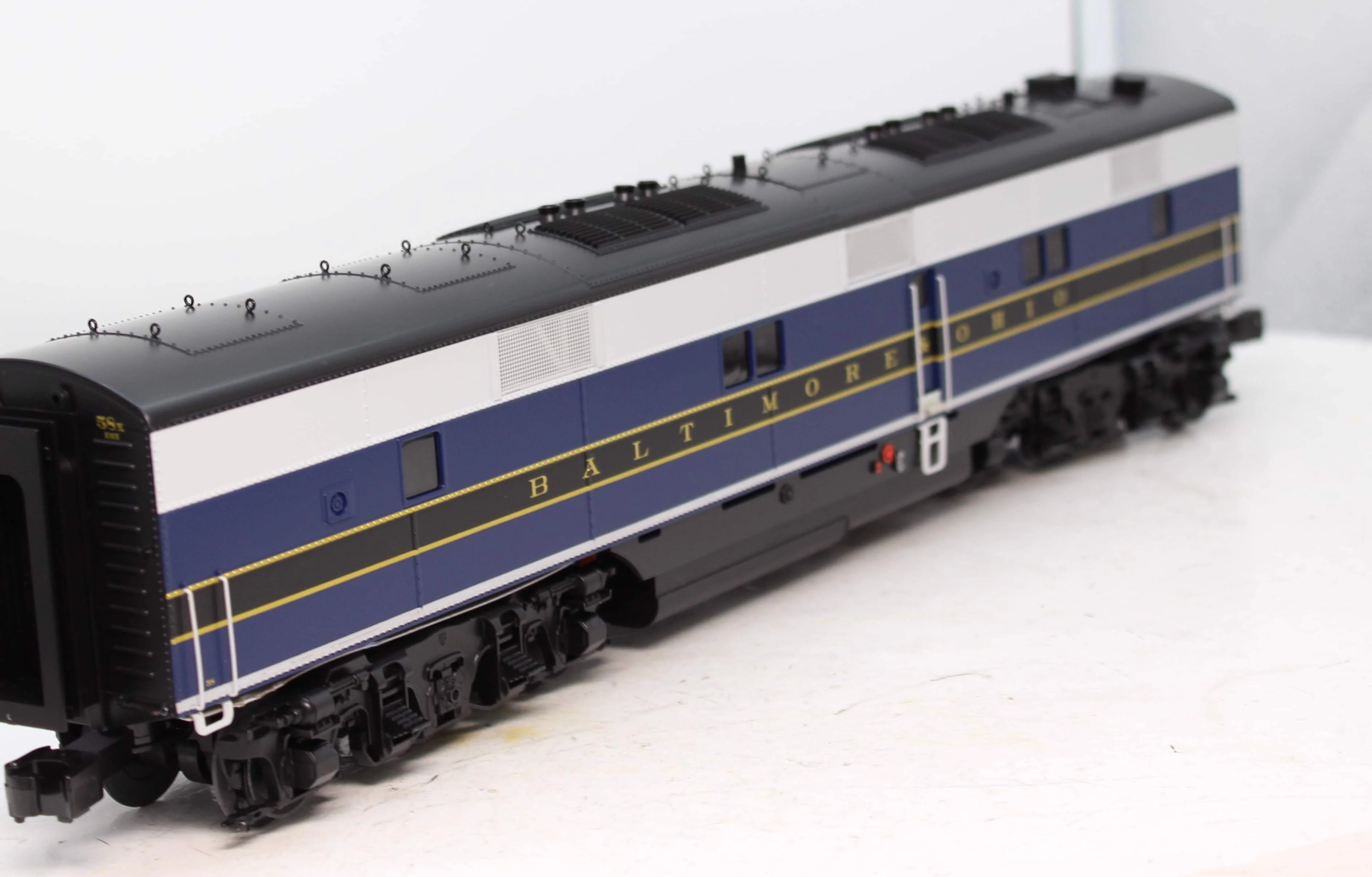 Lionel 2433599 Baltimore & Ohio SuperBass E6B #58B O SCALE NEW - Image 4