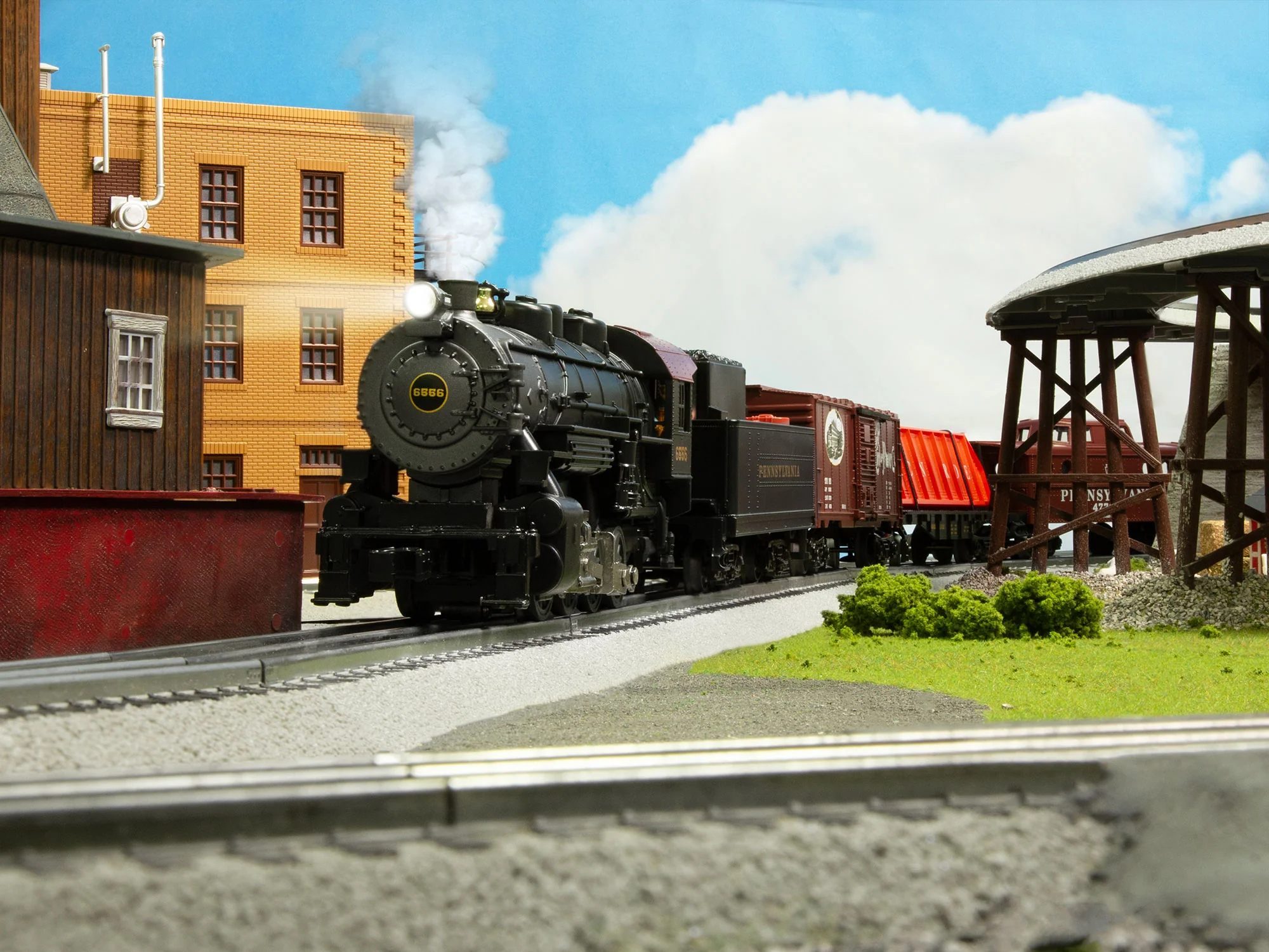 Lionel 2523130 Pennsylvania PRR Keystone 0-8-0 Ready to Run LionChief Train Set with Bluetooth 5.0 limited O SCALE NEW - Image 6