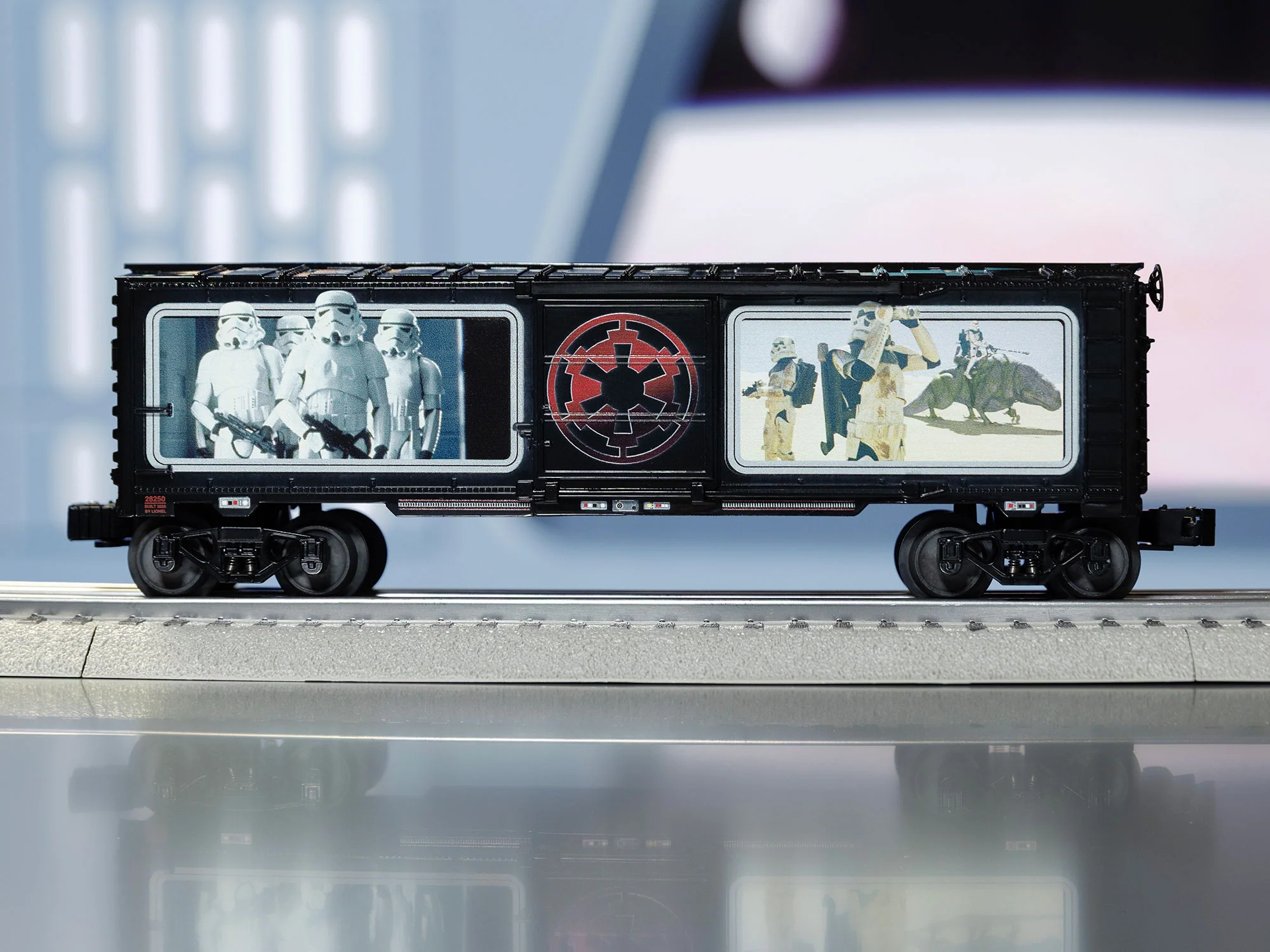 Lionel 2528250 STAR WARS Character Boxcar - Stormtroopers limited O SCALE NEW - Image 7