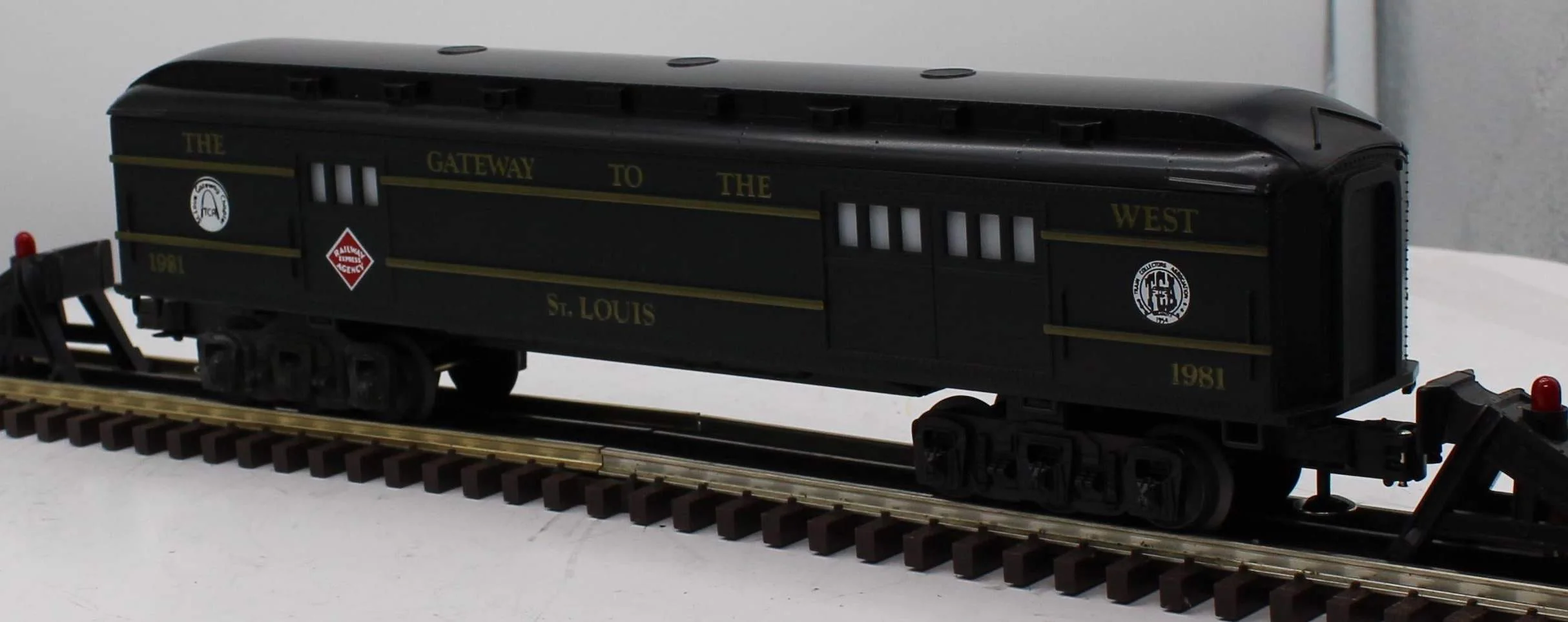 Lionel 6-0511 PENNSYLVANIA RAILROAD 12 Wheel Lighted Baggage Car TCA Convention O Scale Like New - Image 4