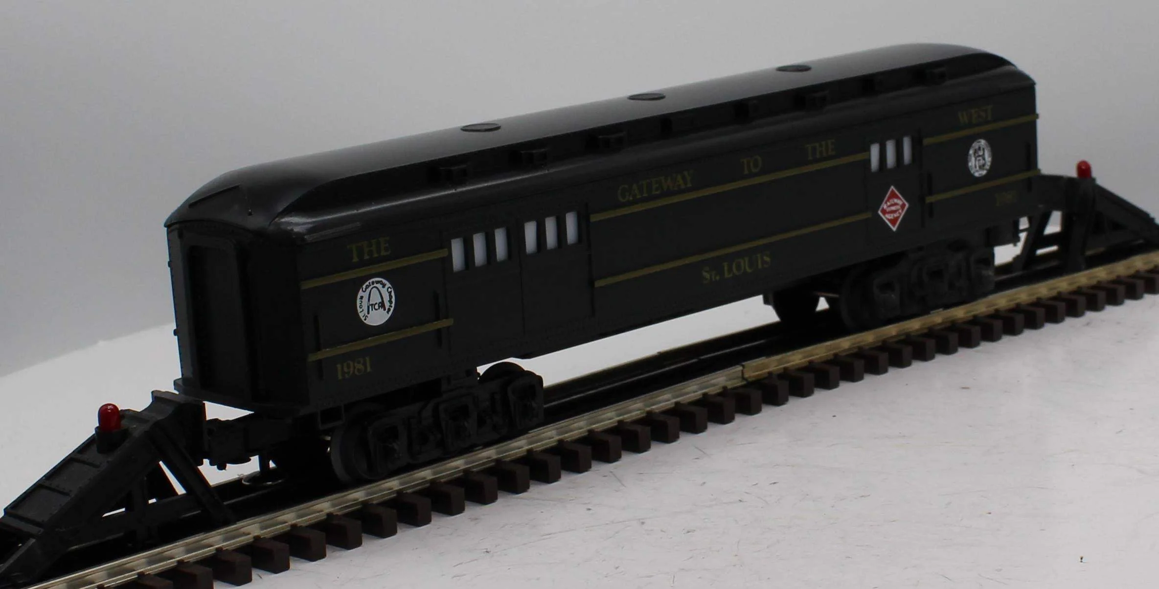 Lionel 6-0511 PENNSYLVANIA RAILROAD 12 Wheel Lighted Baggage Car TCA Convention O Scale Like New - Image 6