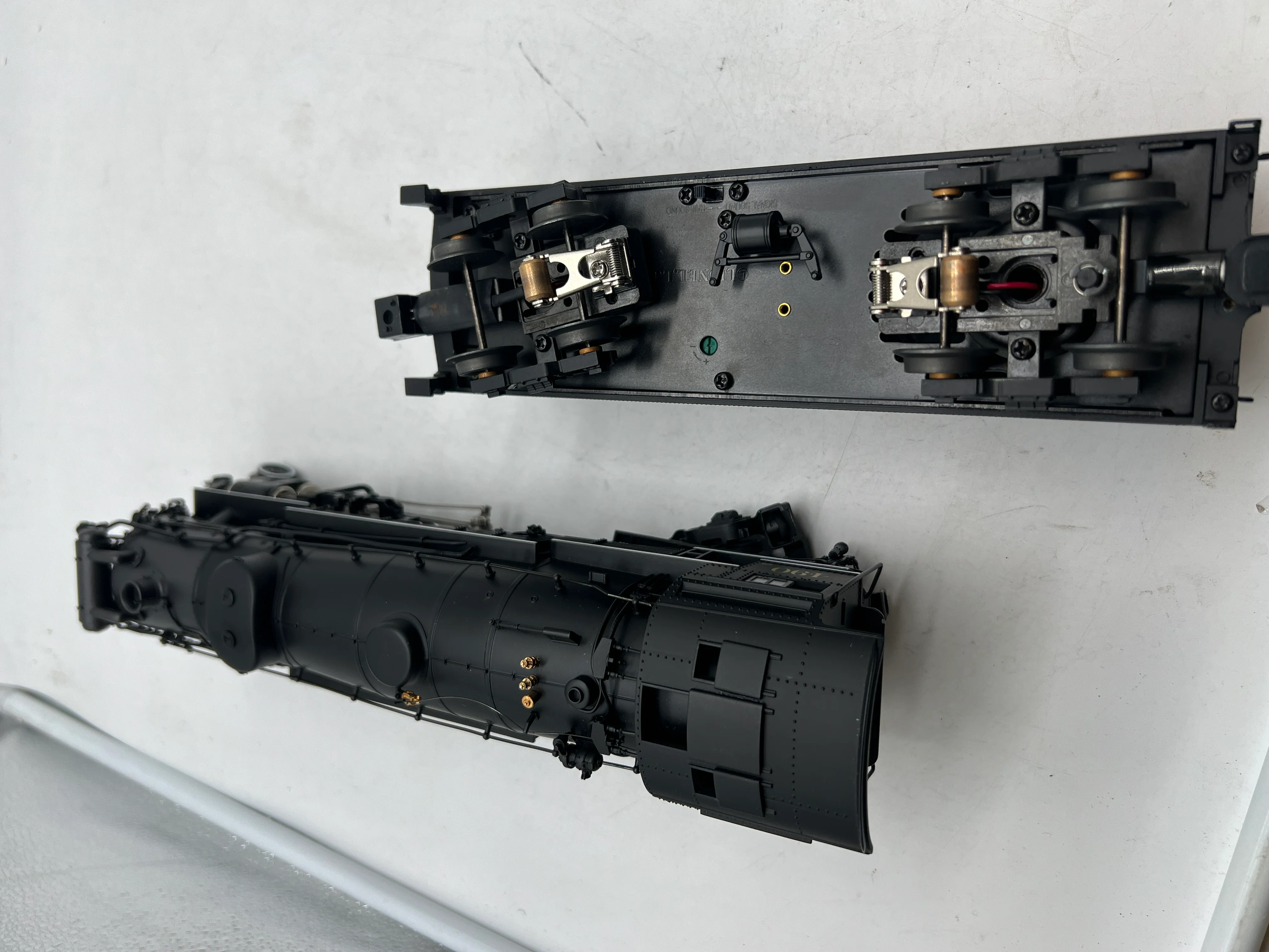 Lionel 6-11128 C&O F-19 SCALE 4-6-2 PACIFIC #490 (TMCC) Steam Locomotive O SCALE Like New - Image 11