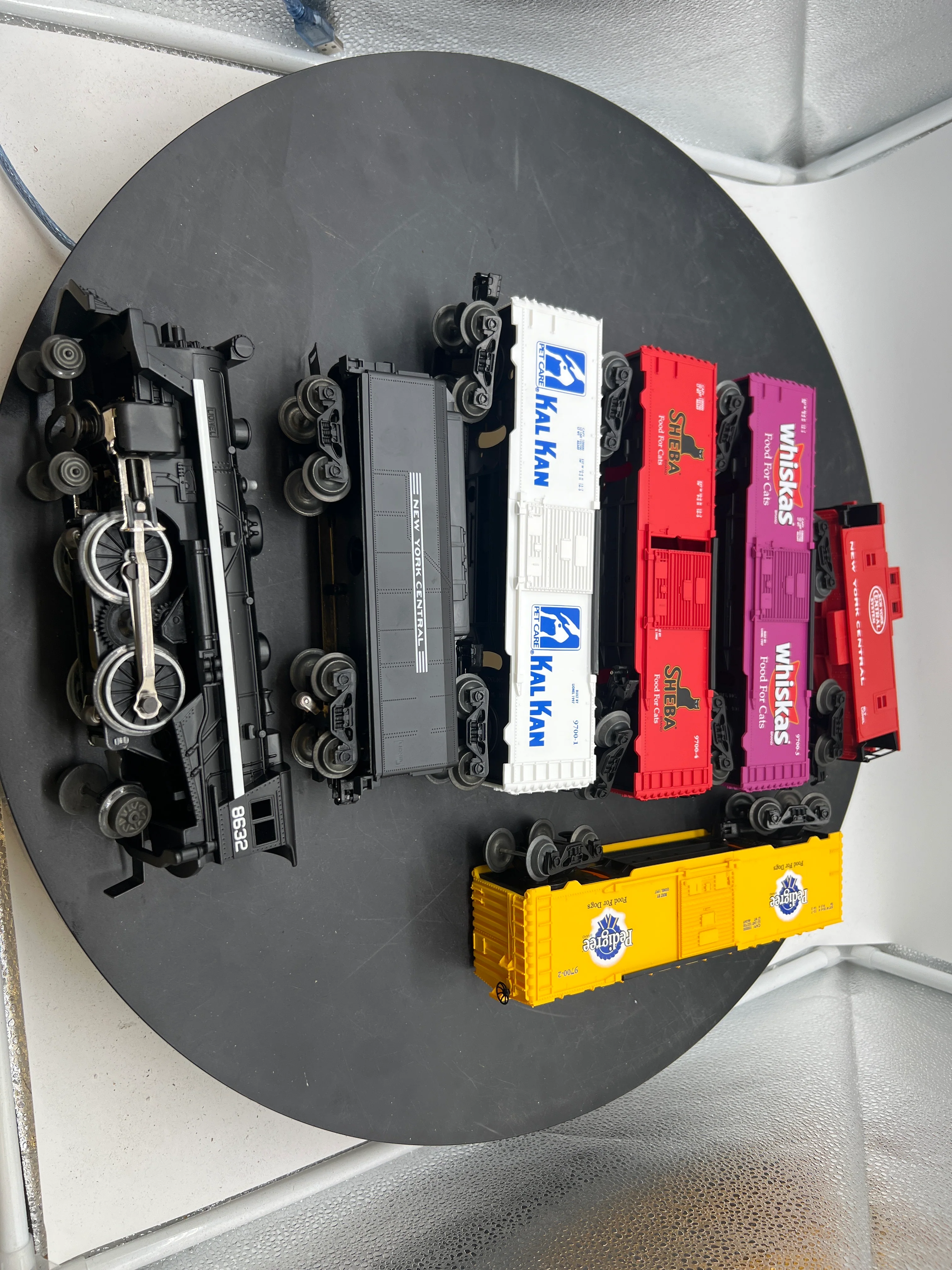 Lionel 6-11846 Kal Kan pet care train set O SCALE Like New