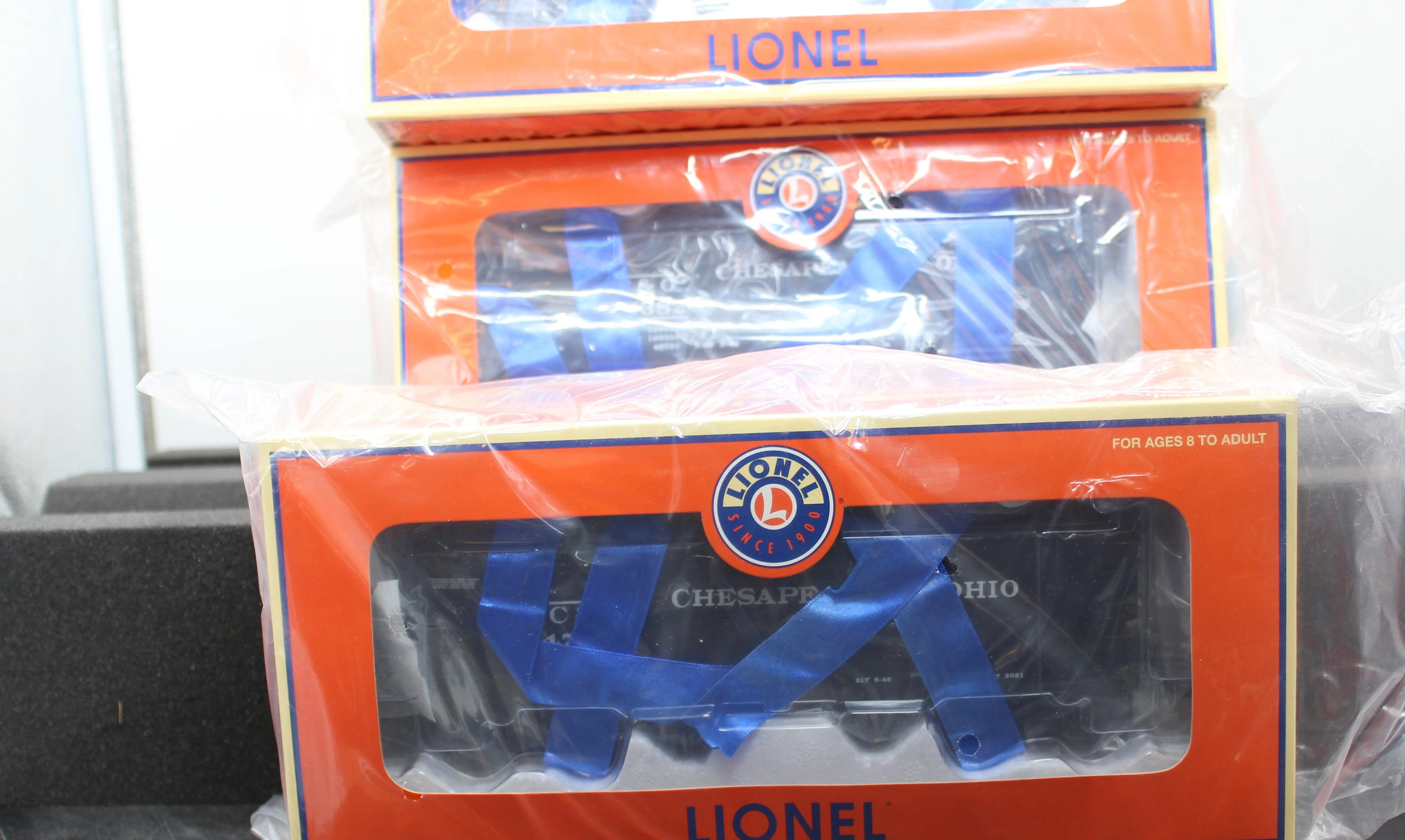 Lionel  6-11873 Chesapeake & Ohio C&O Die cast hopper 3 pack O SCALE Like New - Image 3