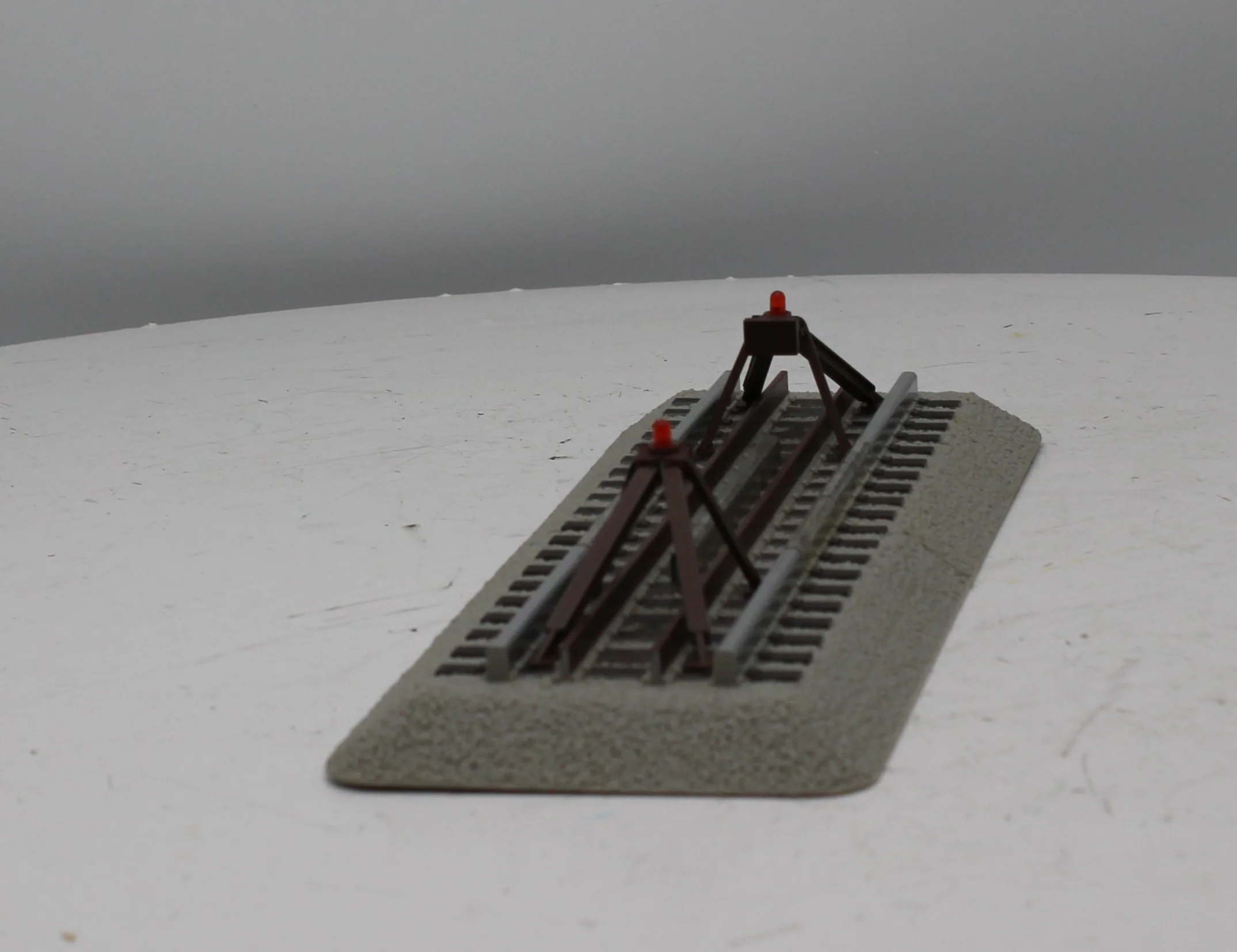 Lionel 6-12035 Lighted Bumper FasTrack O Scale Like New - Image 2