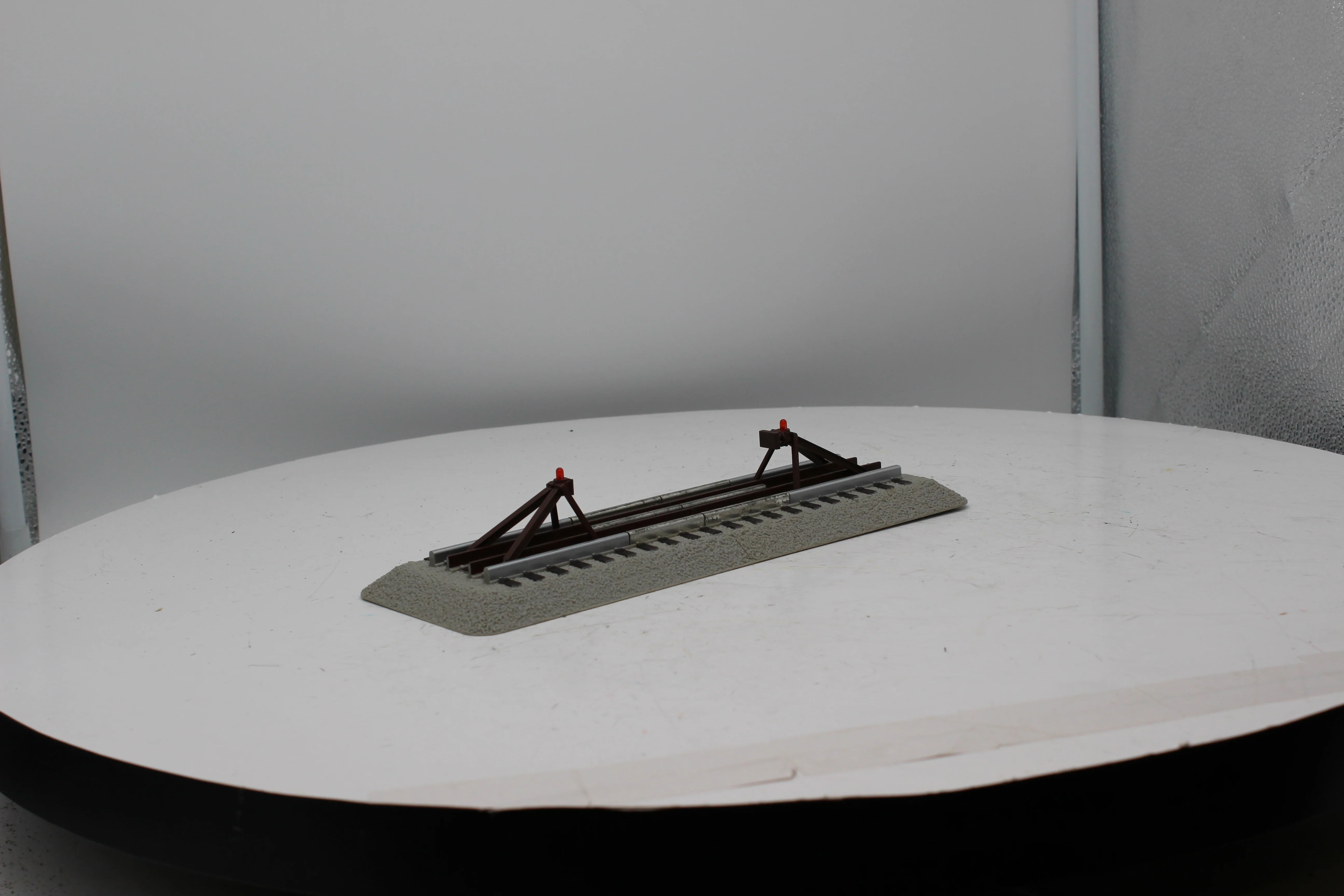 Lionel 6-12035 Lighted Bumper FasTrack O Scale Like New - Image 3