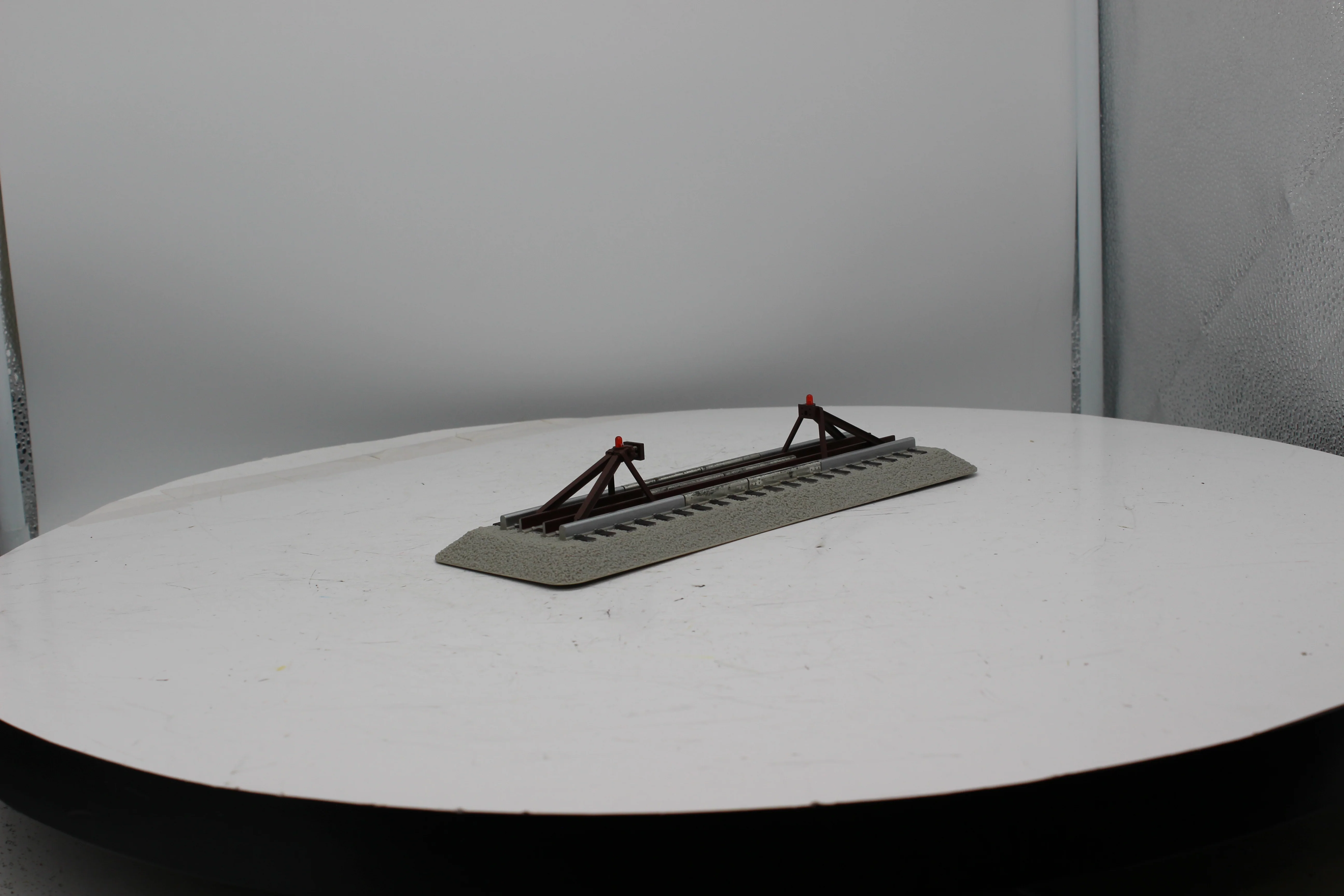 Lionel 6-12035 Lighted Bumper FasTrack O Scale Like New - Image 5