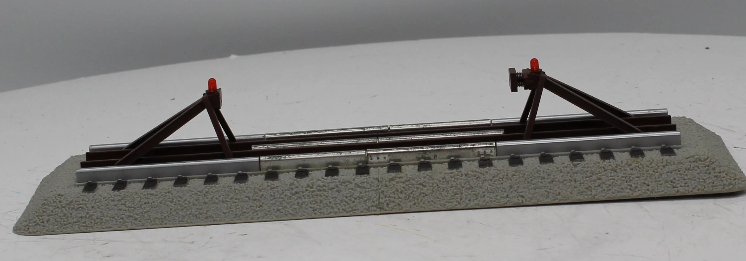 Lionel 6-12035 Lighted Bumper FasTrack O Scale Like New - Image 6