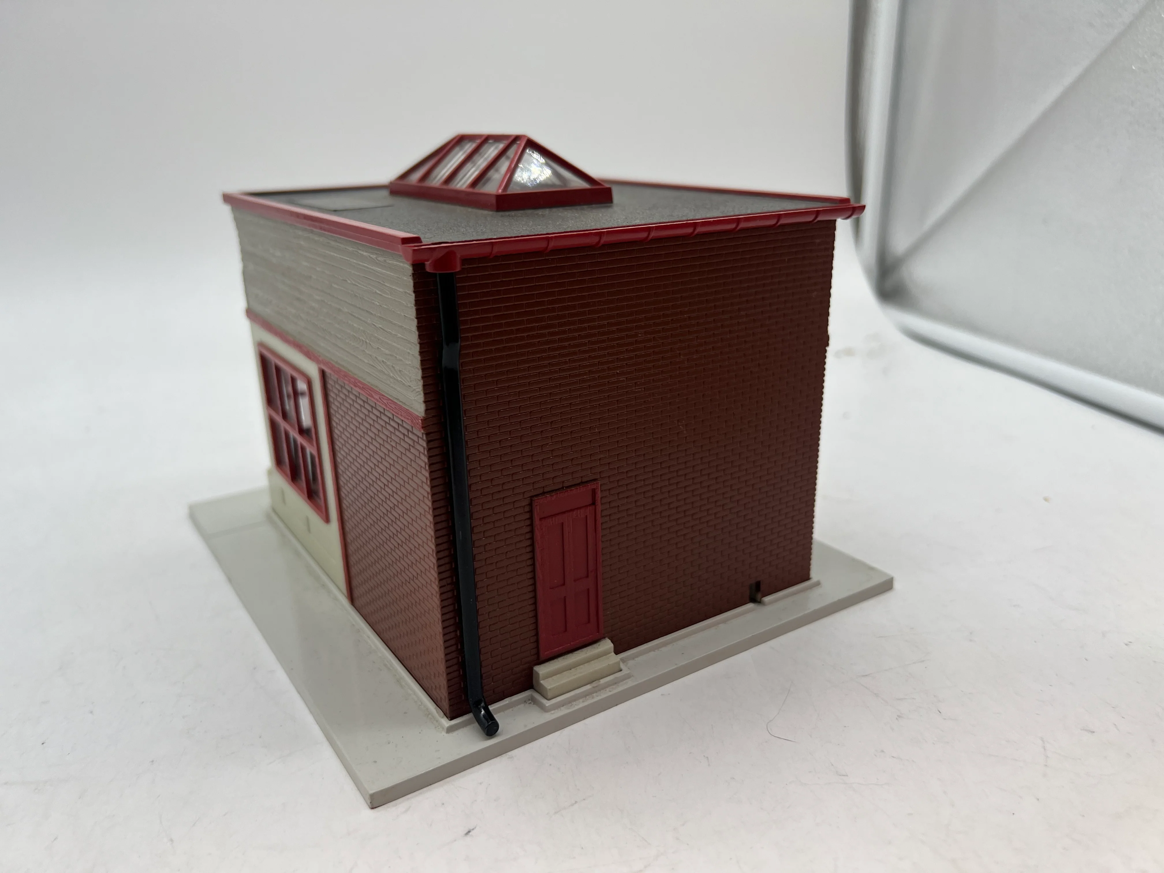 Lionel 6-14168 Harrys Barber Shop O SCALE Used Excellent - Image 10