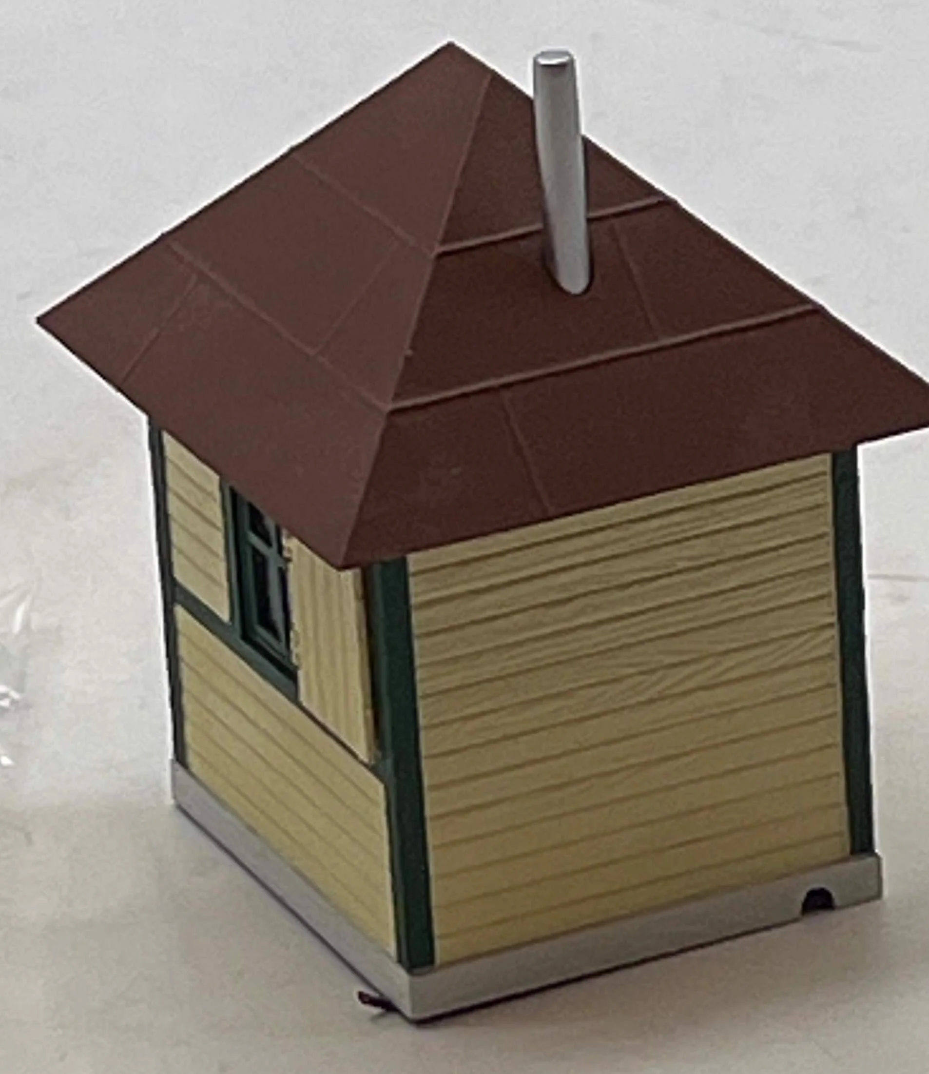 Lionel 6-14229 Crossing Shanty O SCALE Like New - Image 3