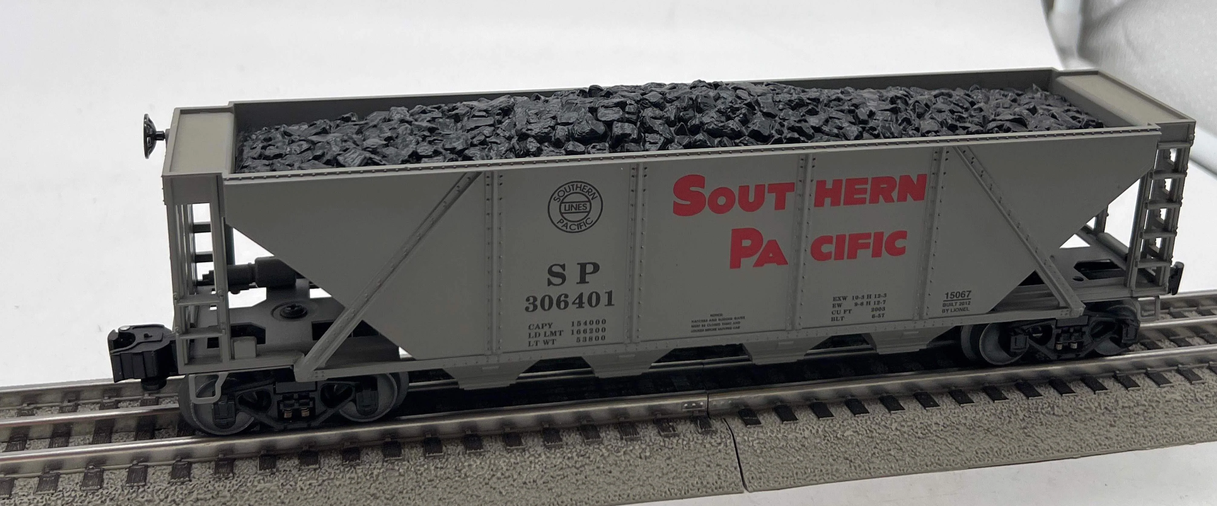 Lionel 6-15067 Southern Pacific SP Hopper Car O SCALE Used Excellent - Image 2