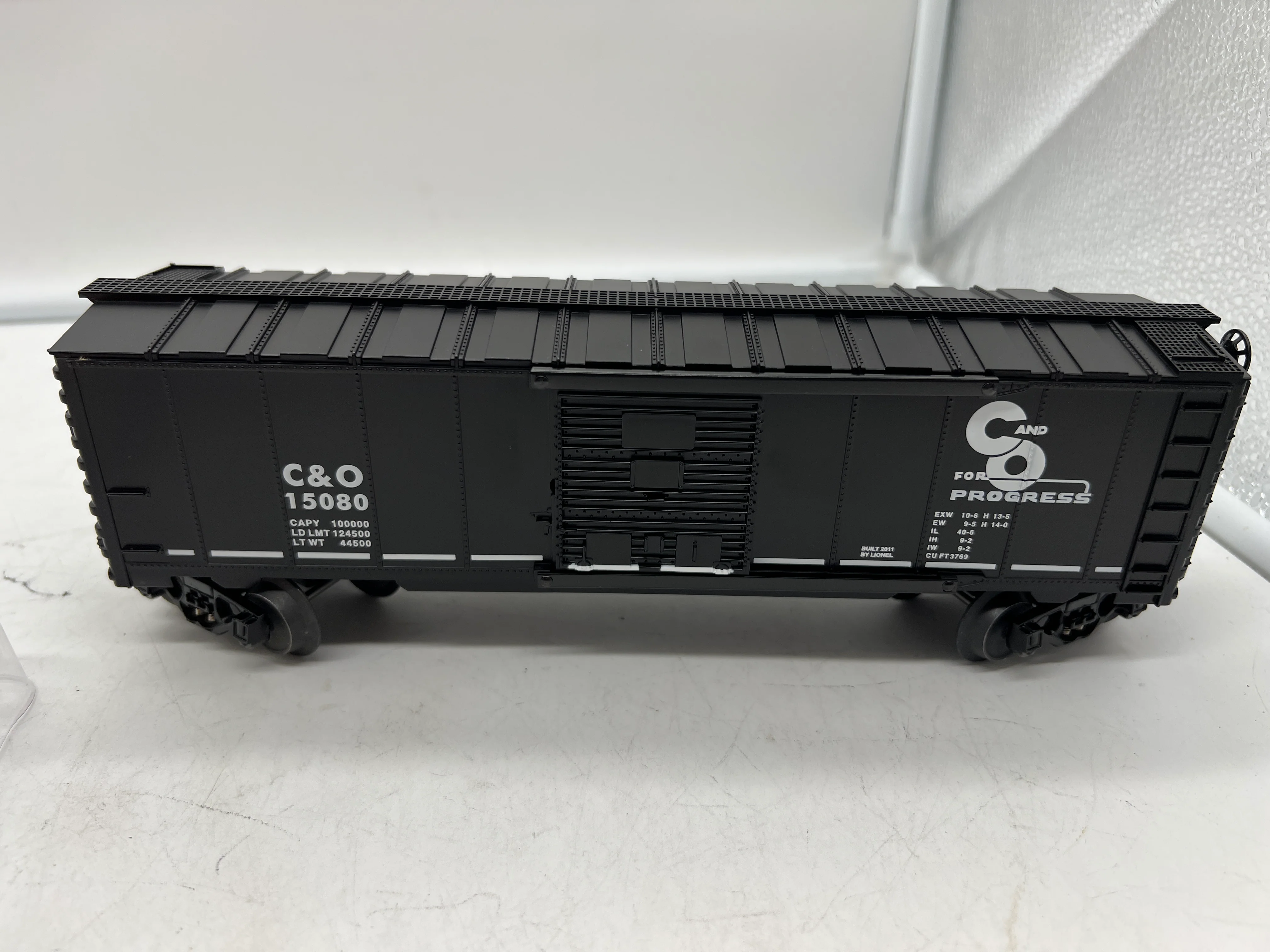 Lionel 6-15080 CHESAPEAKE & OHIO BOXCAR O SCALE NEW - Image 2