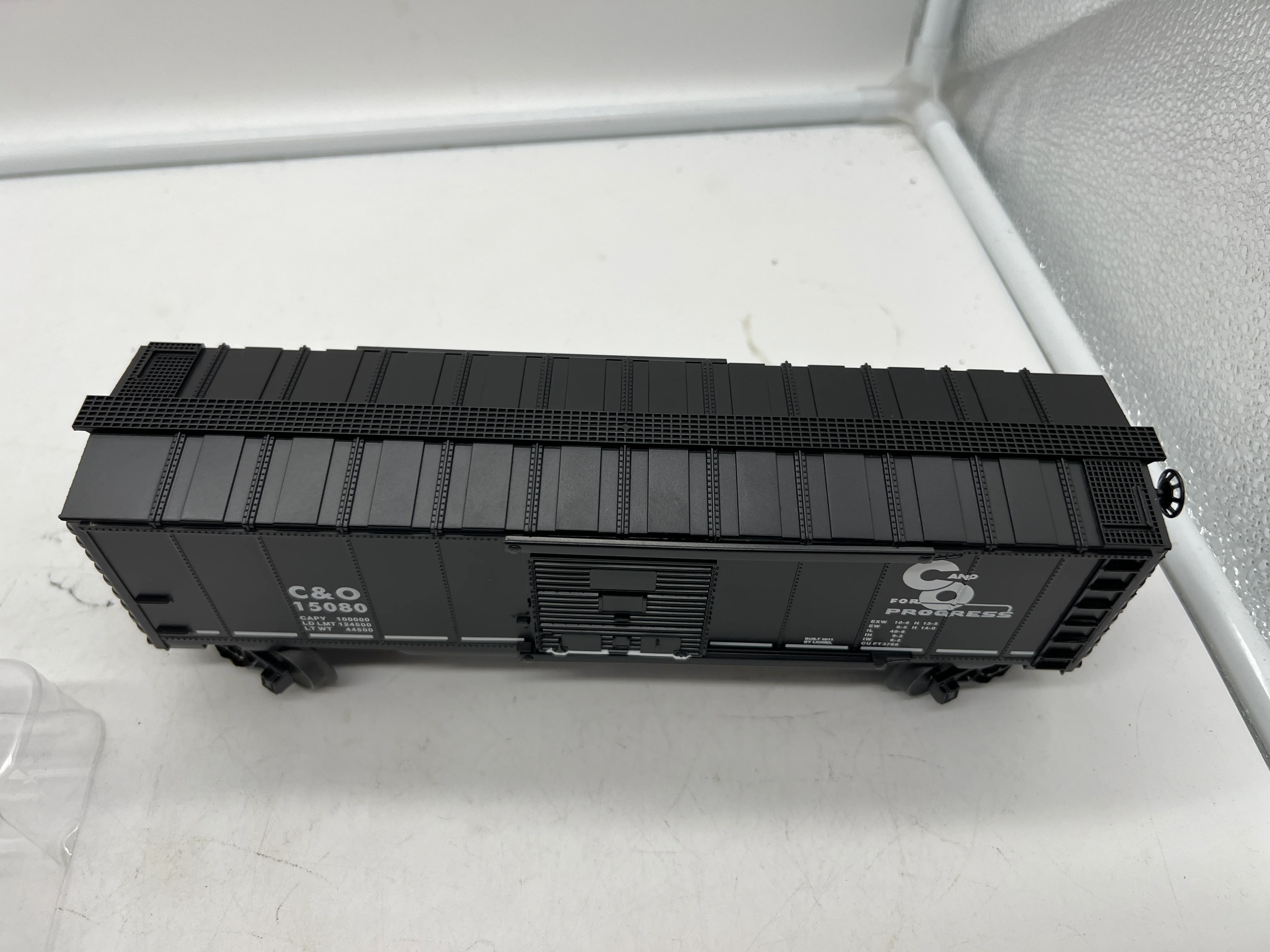 Lionel 6-15080 CHESAPEAKE & OHIO BOXCAR O SCALE NEW - Image 3