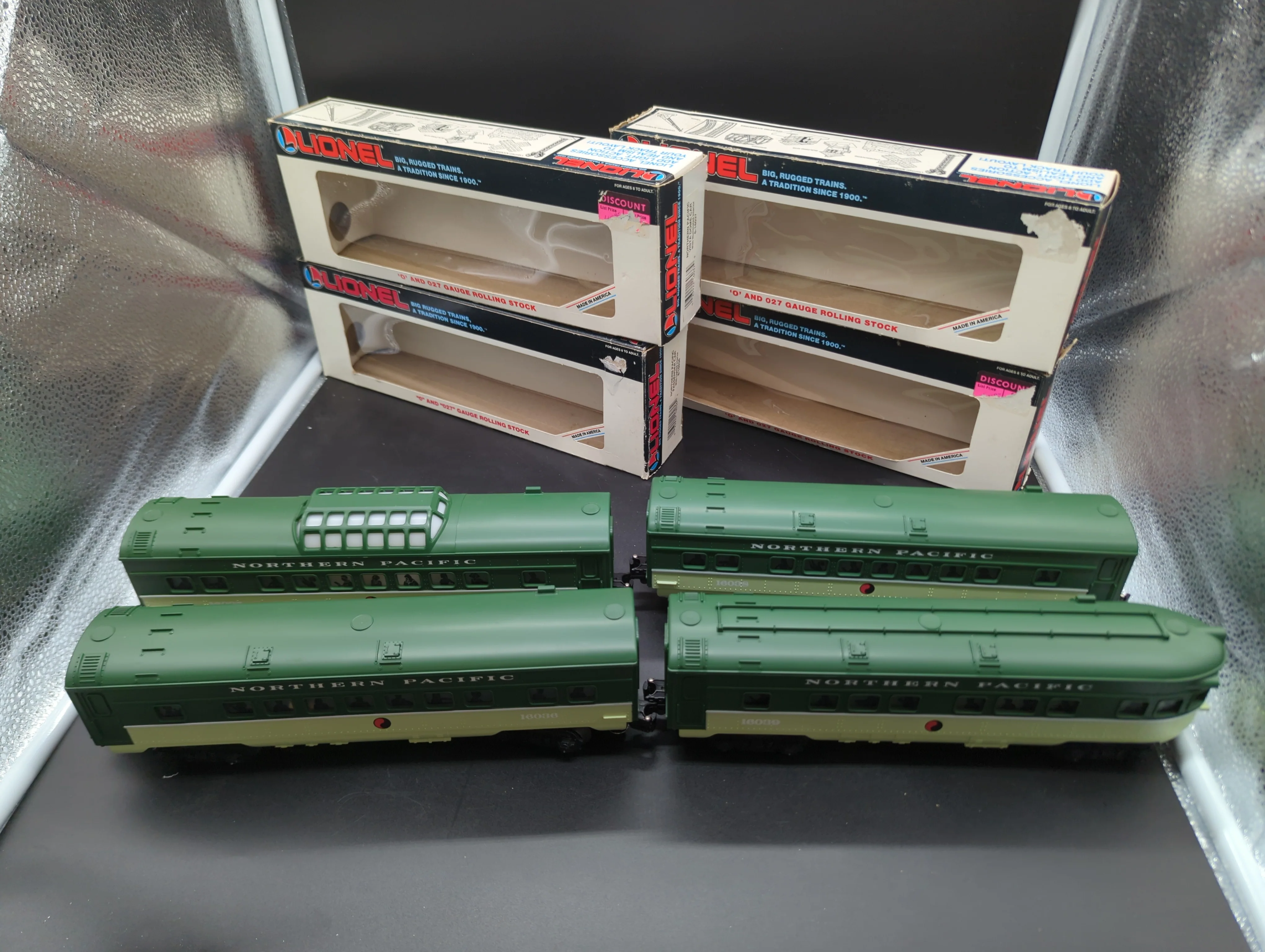 Lionel 6-16036, 6-16037, 6-16038, 6-16039  Northern Pacific Passenger Cars set of 4 O scale Used VG AS IS - Image 4
