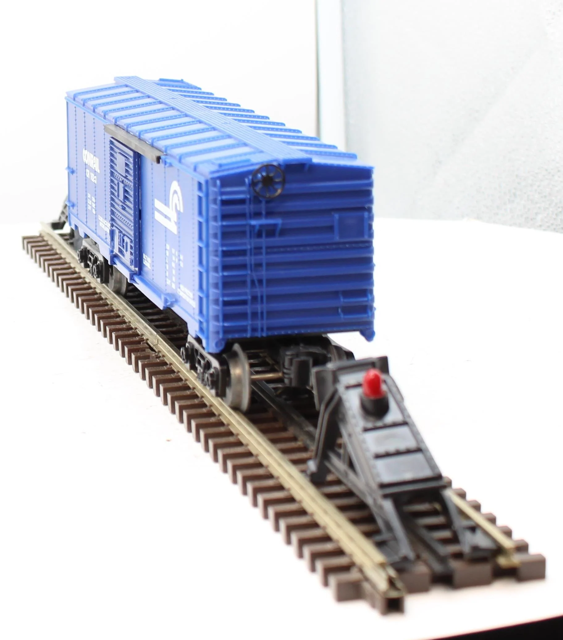 Lionel 6-16243 CONRAIL Box Car Mainline #16243 O Scale Used - Image 3