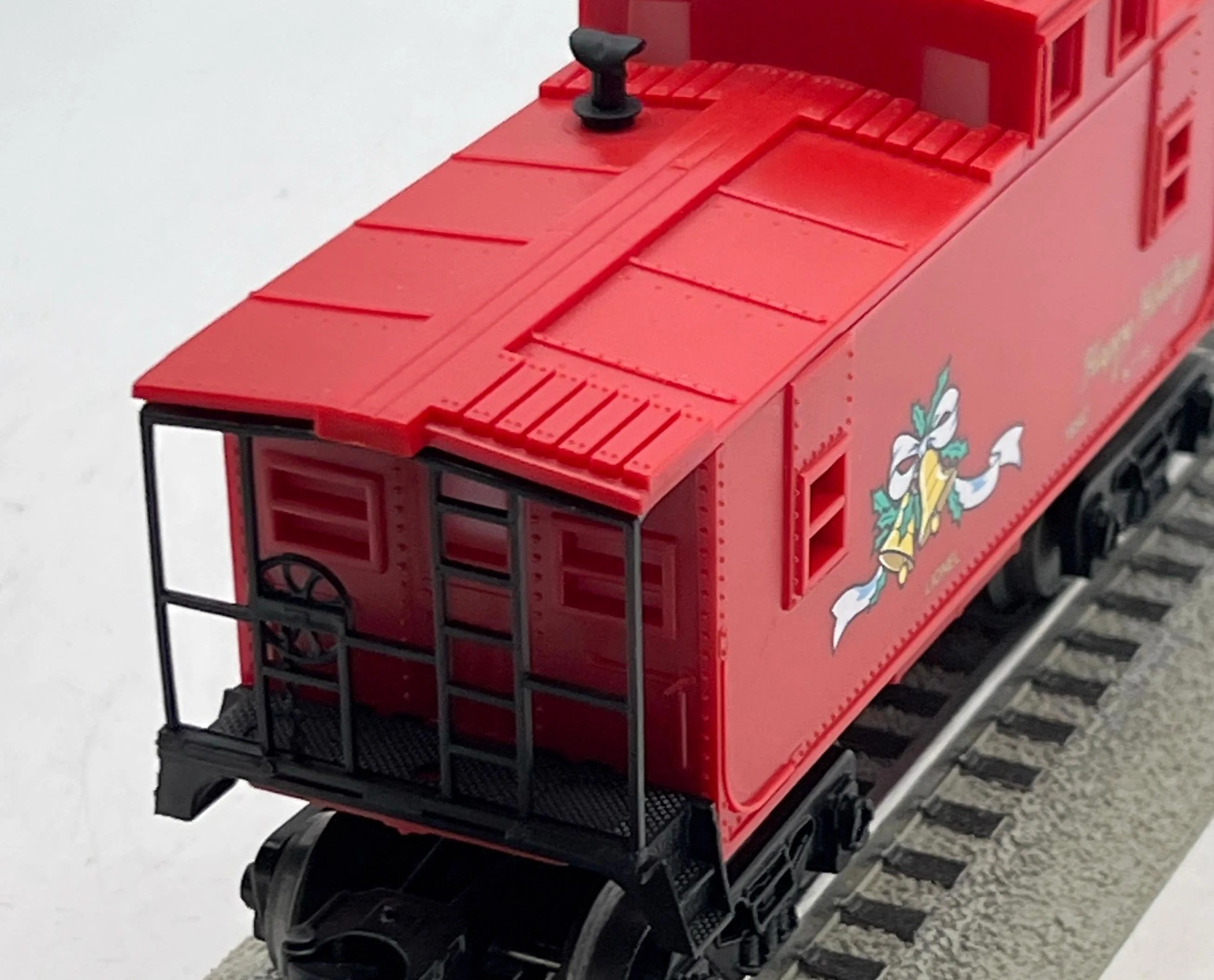 Lionel 6-16547 Christmas Square Window Caboose O SCALE Like New - Image 2