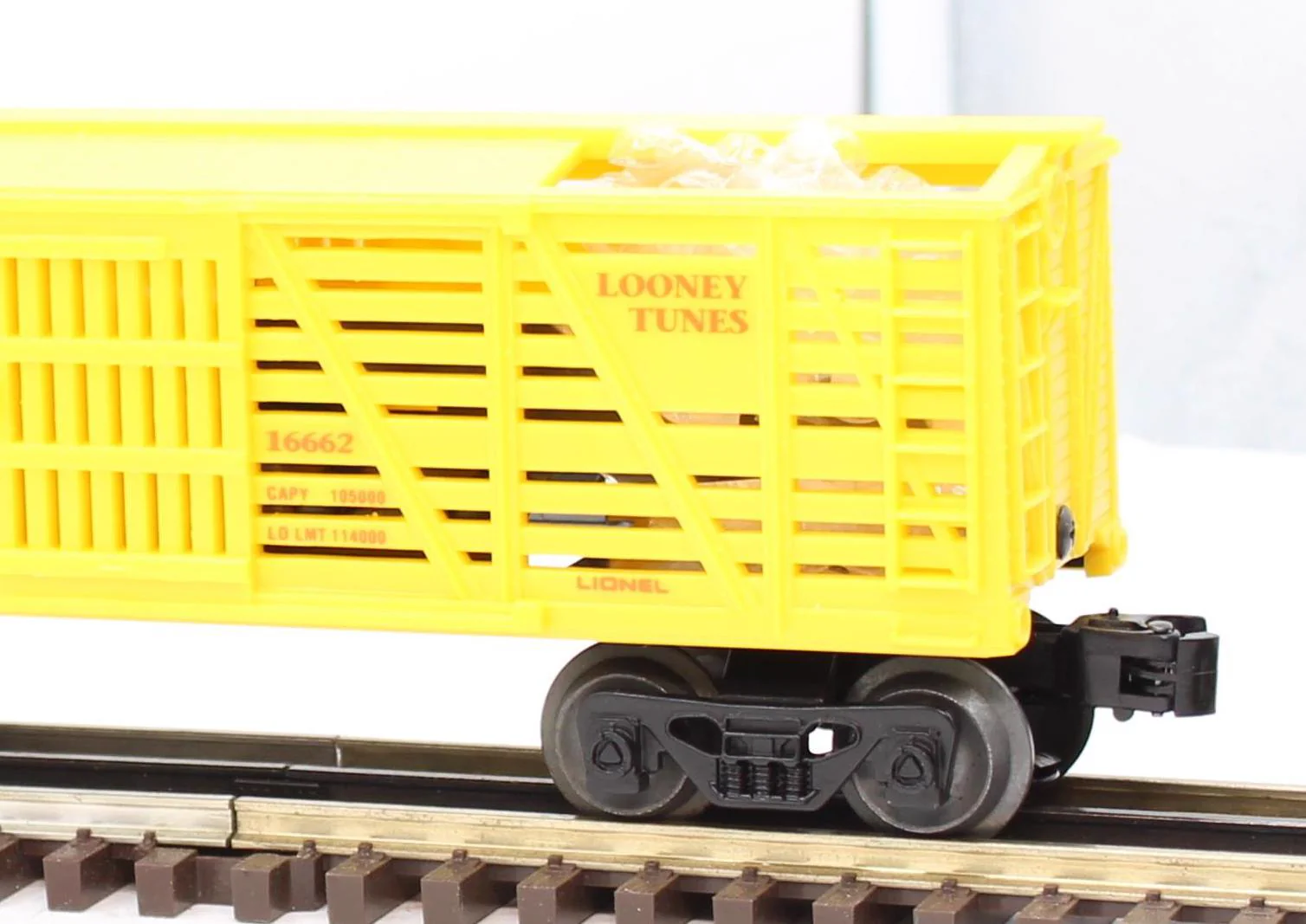 Lionel 6-16662 WB Bugs Bunny & Yosemite Sam Outlaw Car Warner Bros. O Scale Like New - Image 5
