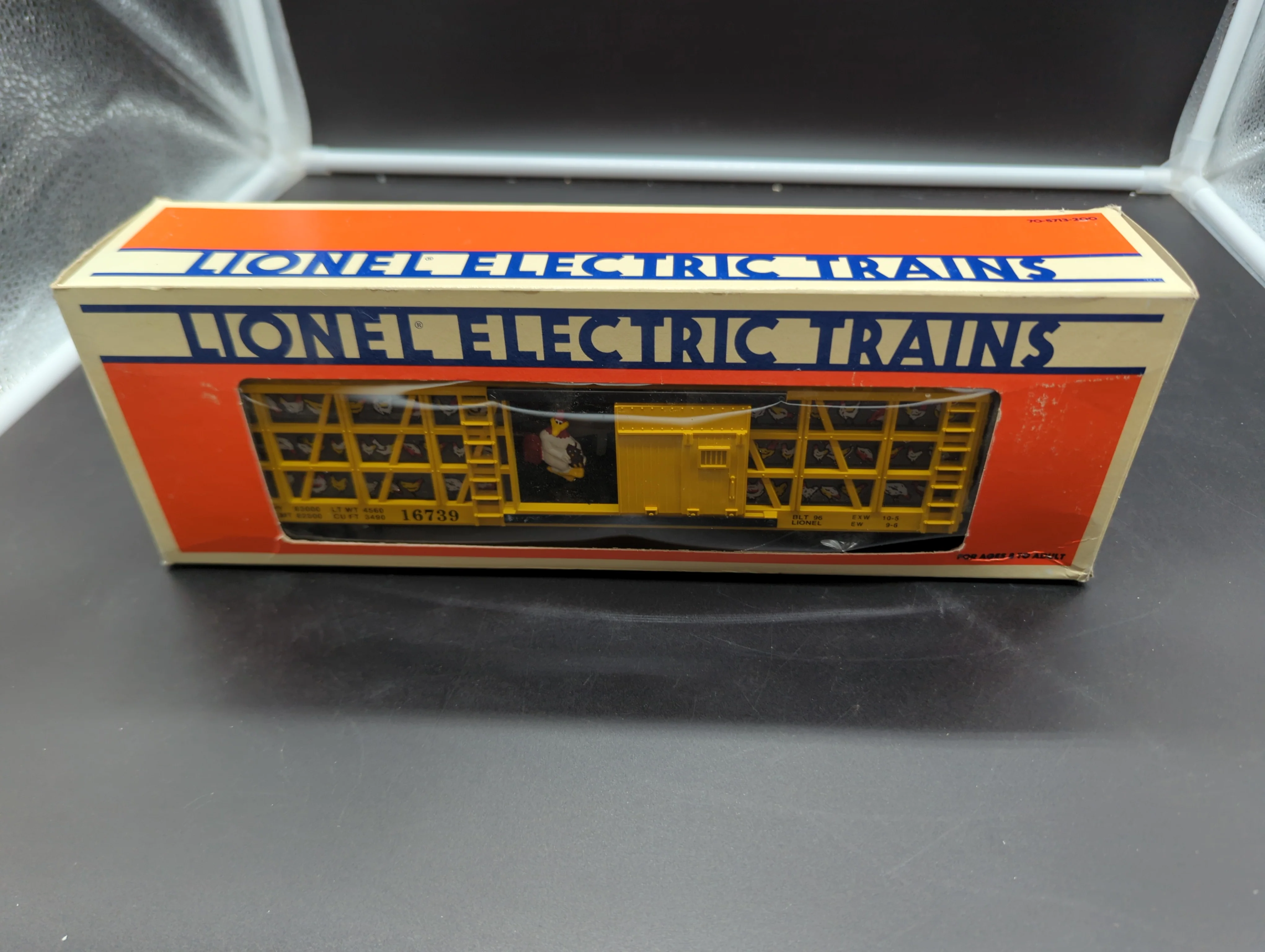 Lionel  6-16739 Foghorn Leghorn Poultry Box Car Warner Brothers O SCALE Like New - Image 2