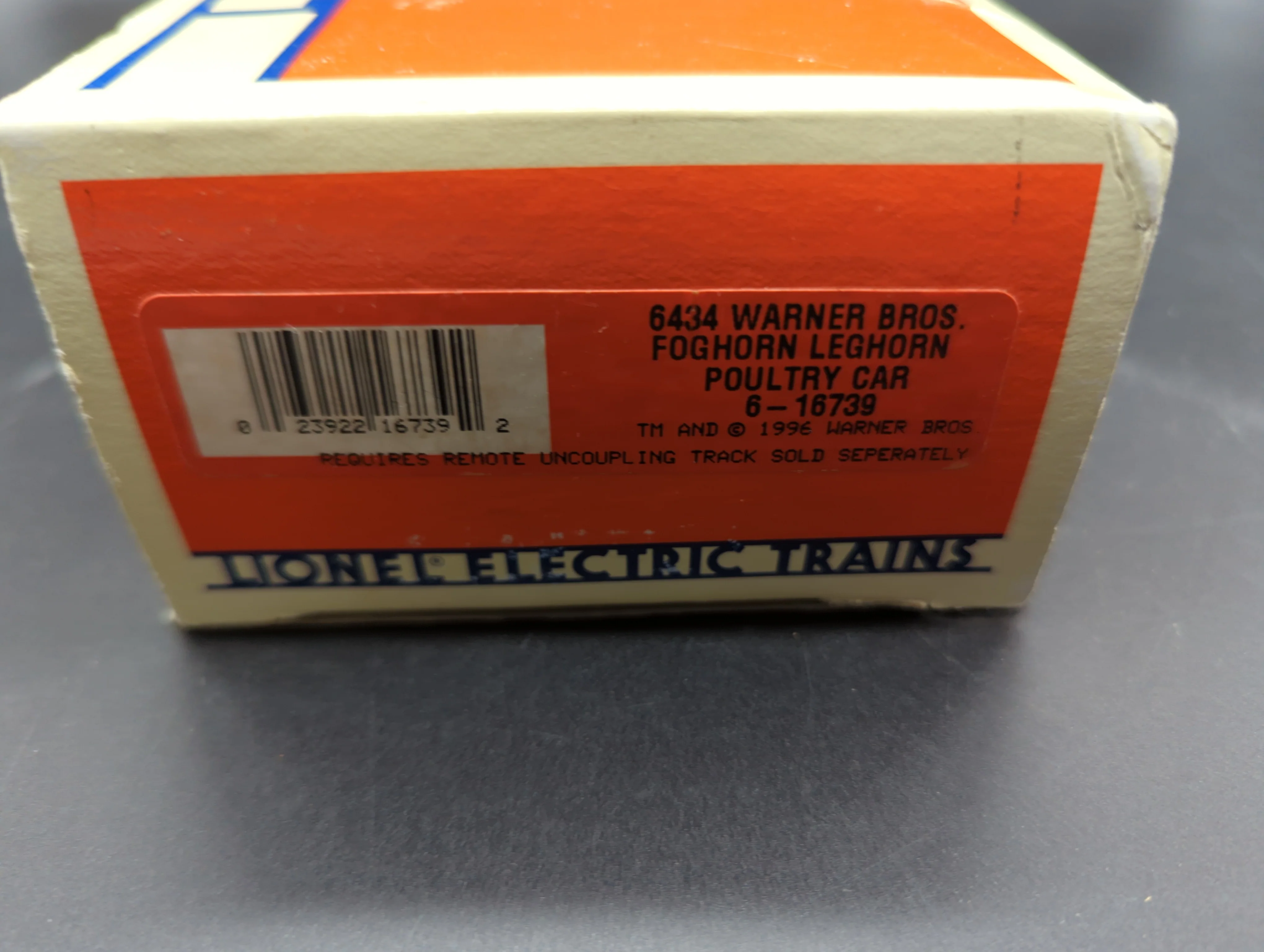 Lionel  6-16739 Foghorn Leghorn Poultry Box Car Warner Brothers O SCALE Like New - Image 3