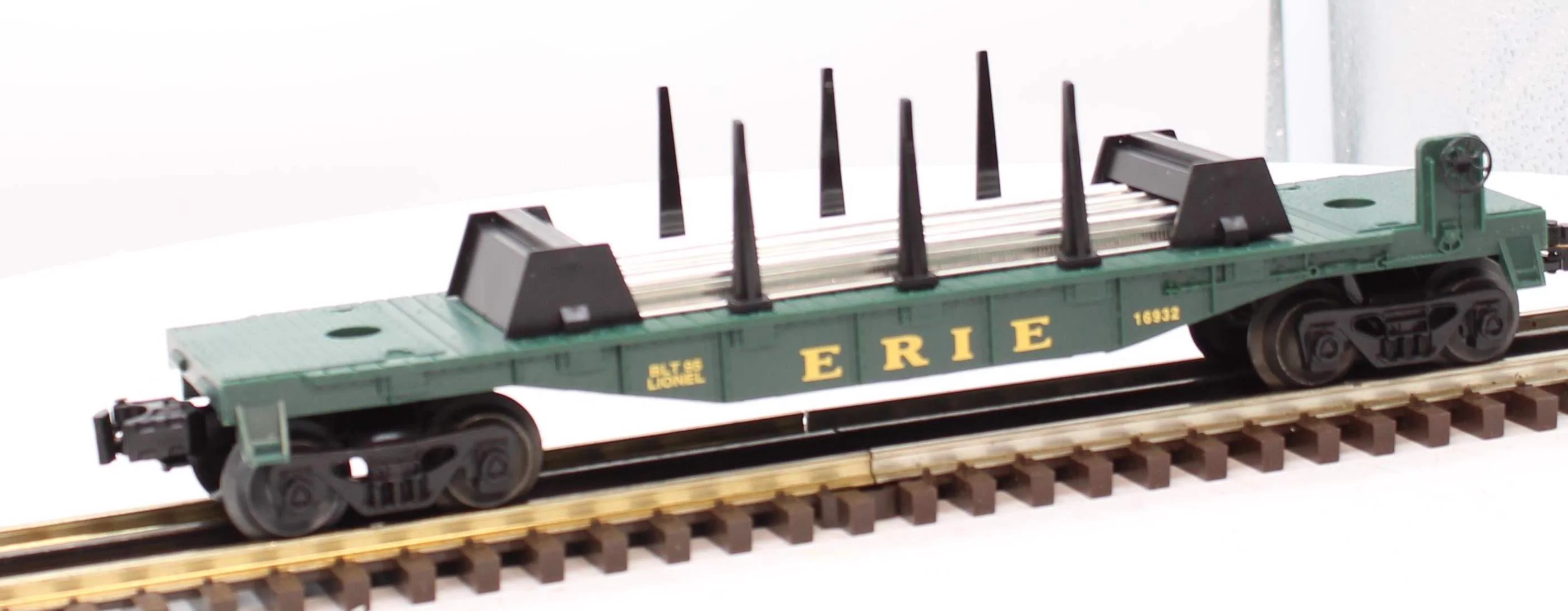 Lionel 6-16932 ERIE Rail Car O Scale Like New - Image 3