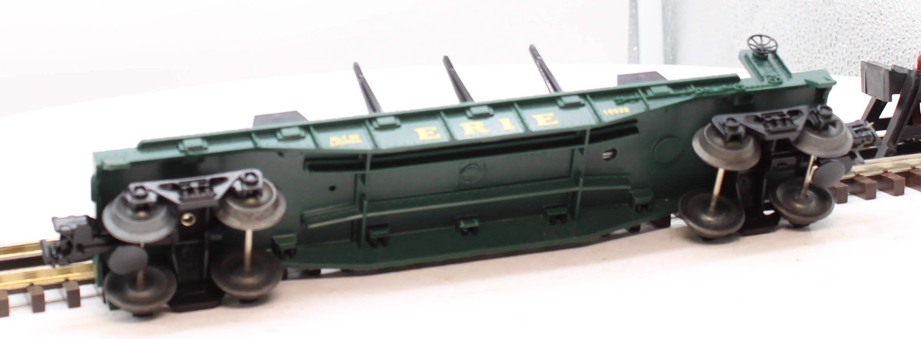 Lionel 6-16932 ERIE Rail Car O Scale Like New - Image 7