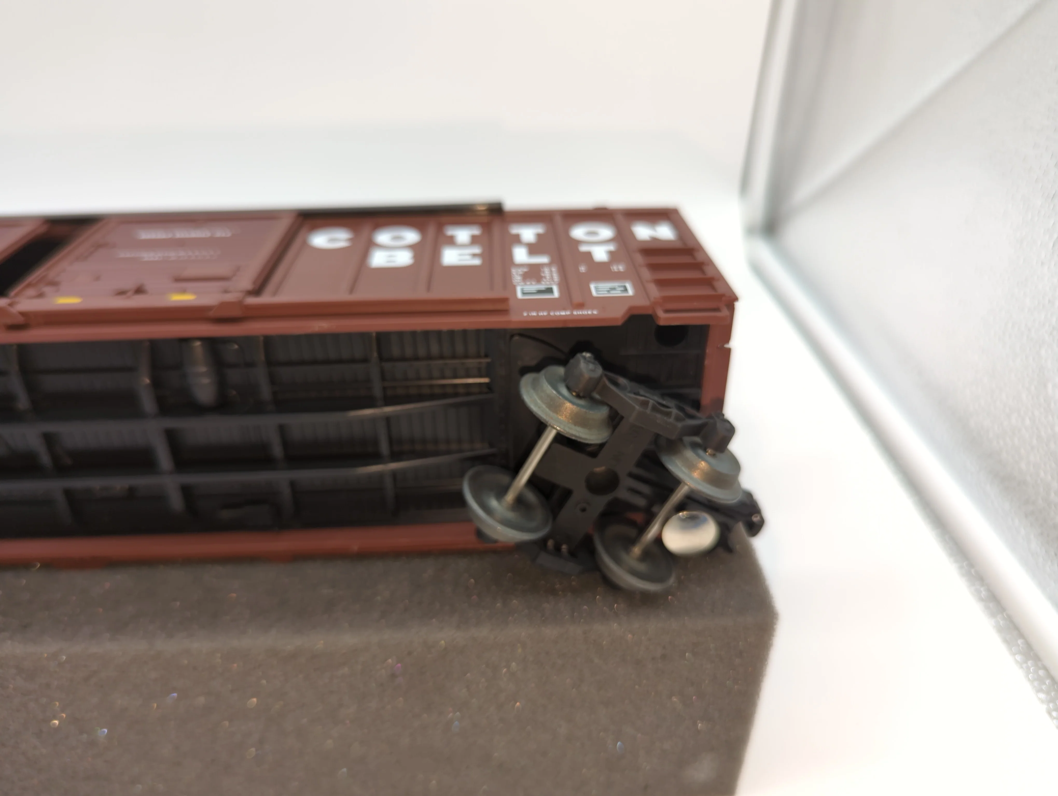 Lionel 6-17203 Cotton Belt double door boxcar O scale Like New - Image 4