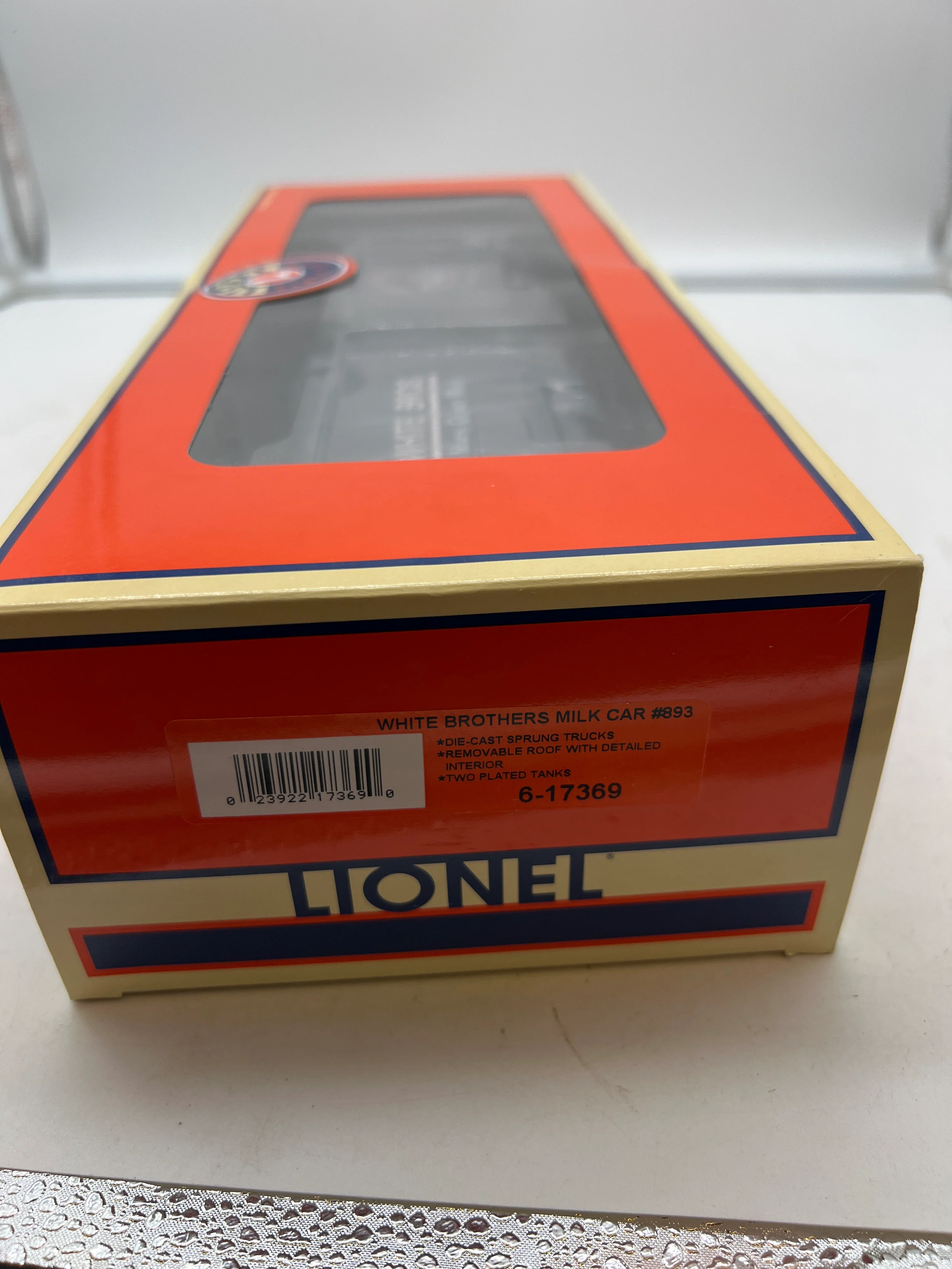 Lionel 6-17369 WHITE BROTHERS GENERAL AMERICAN MILK CAR #893 O SCALE NEW - Image 3