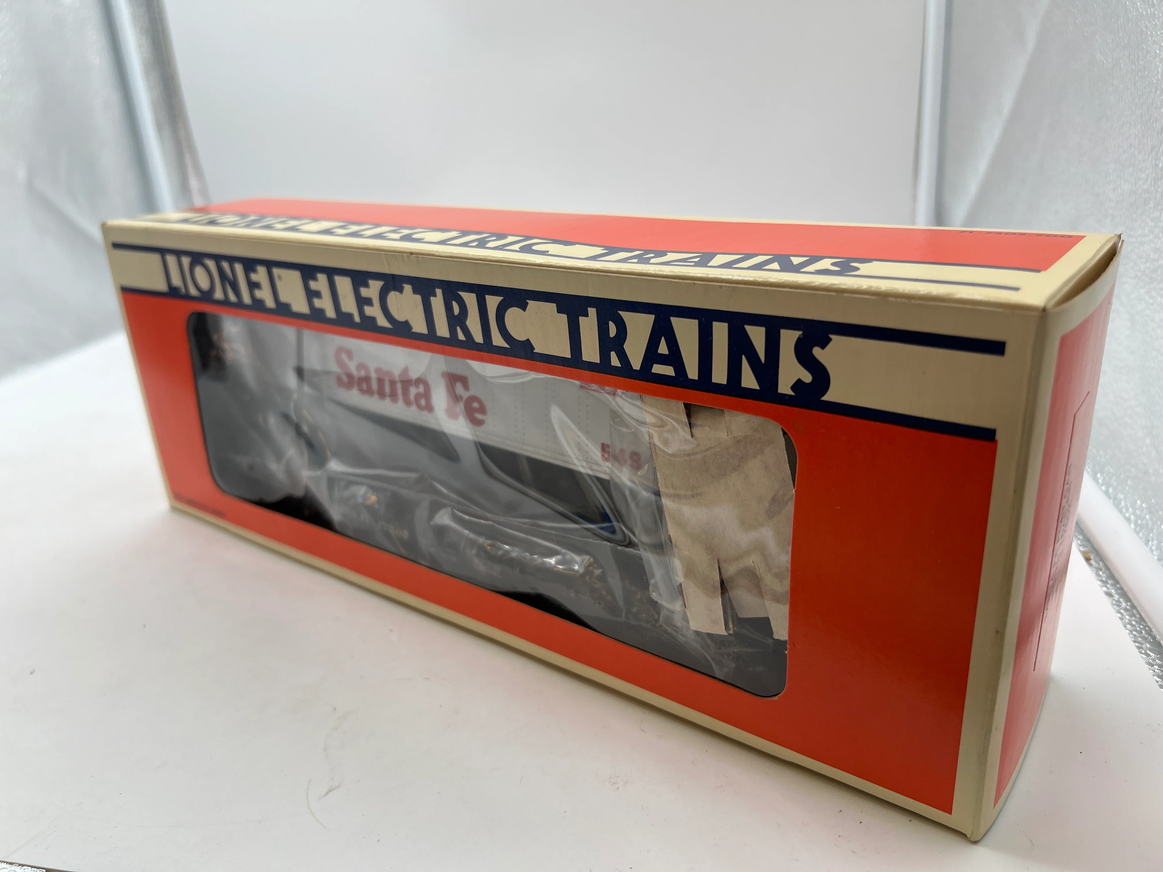 Lionel 6-17502 Santa Fe flat car with trailer O SCALE NEW - Image 2