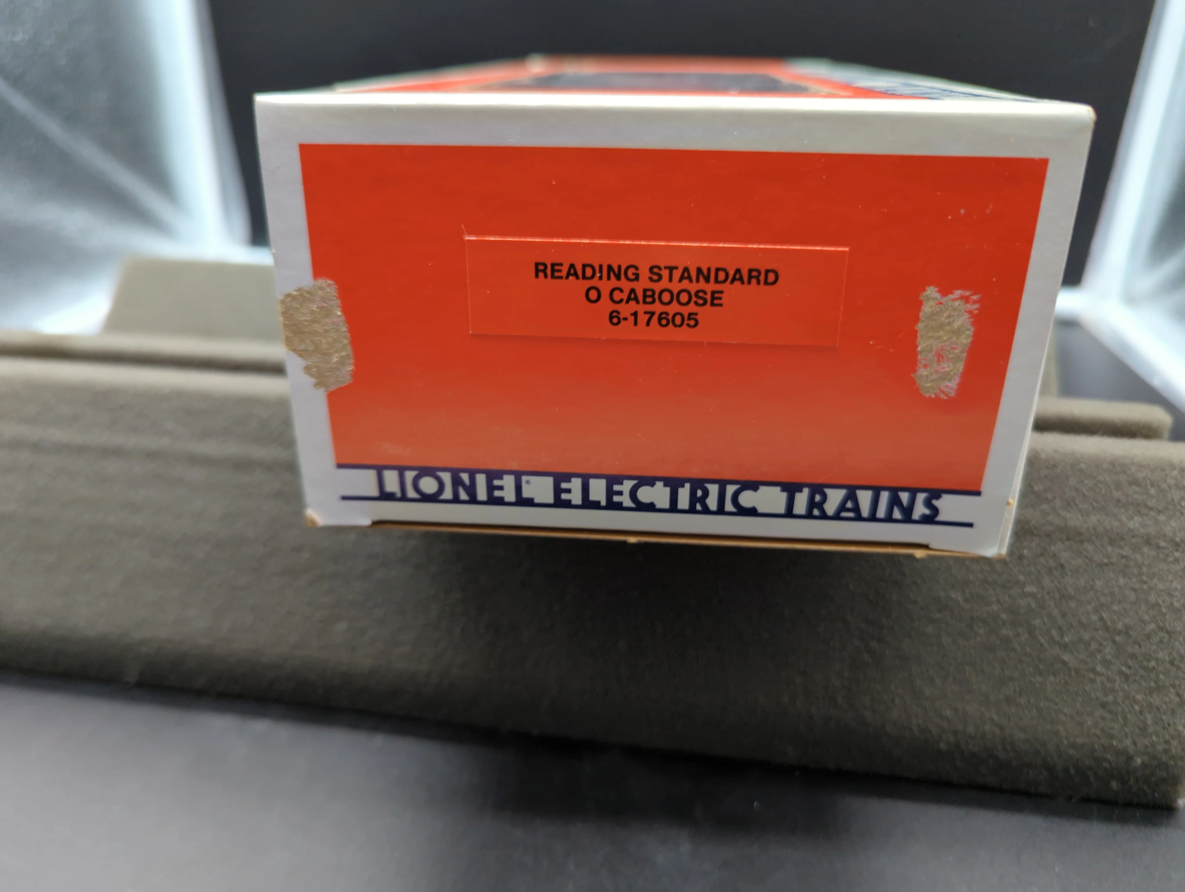 Lionel 6-17605 Reading woodsided caboose O SCALE Like New - Image 7
