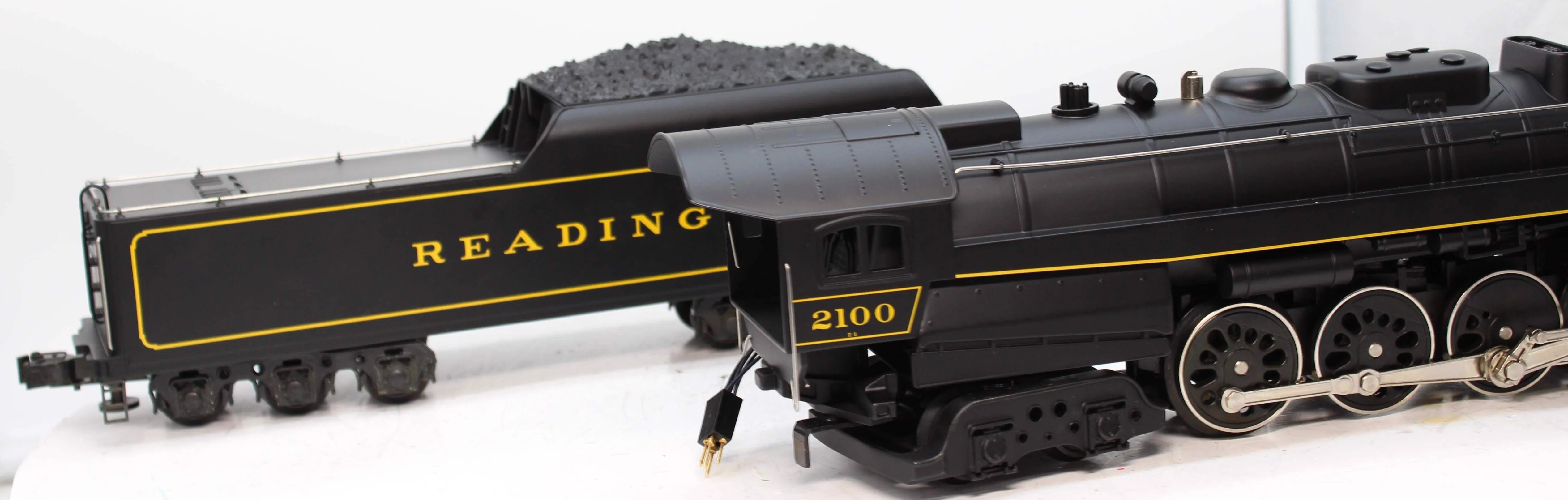 Lionel 6-18006 READING T-1 4-8-4 Steam Locomotive & Tender #2100 O Scale Like New - Image 4