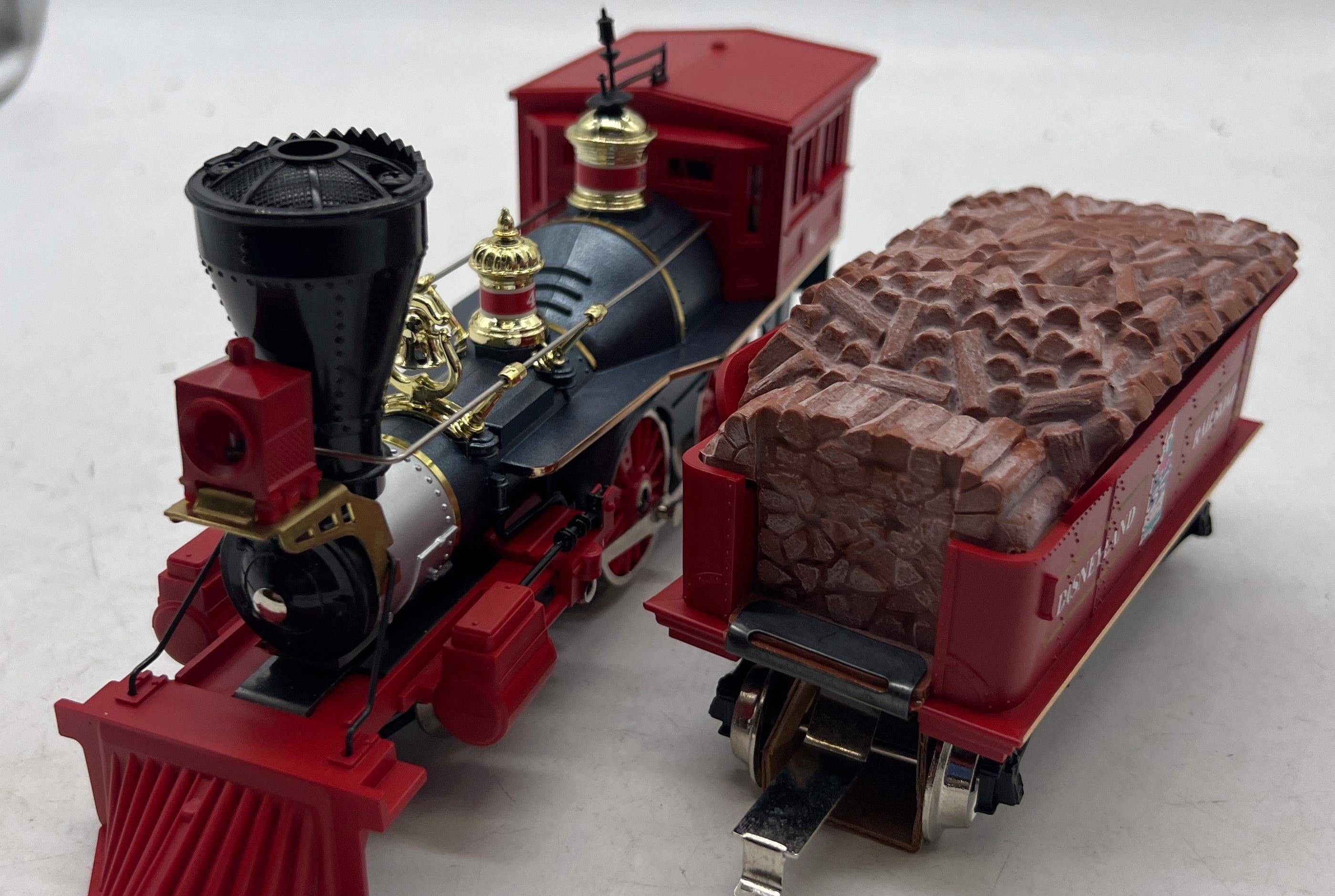 Lionel 6-18008 DISNEY 4-4-0 Steam Locomotive & Tender #4 O Scale Like New - Image 4