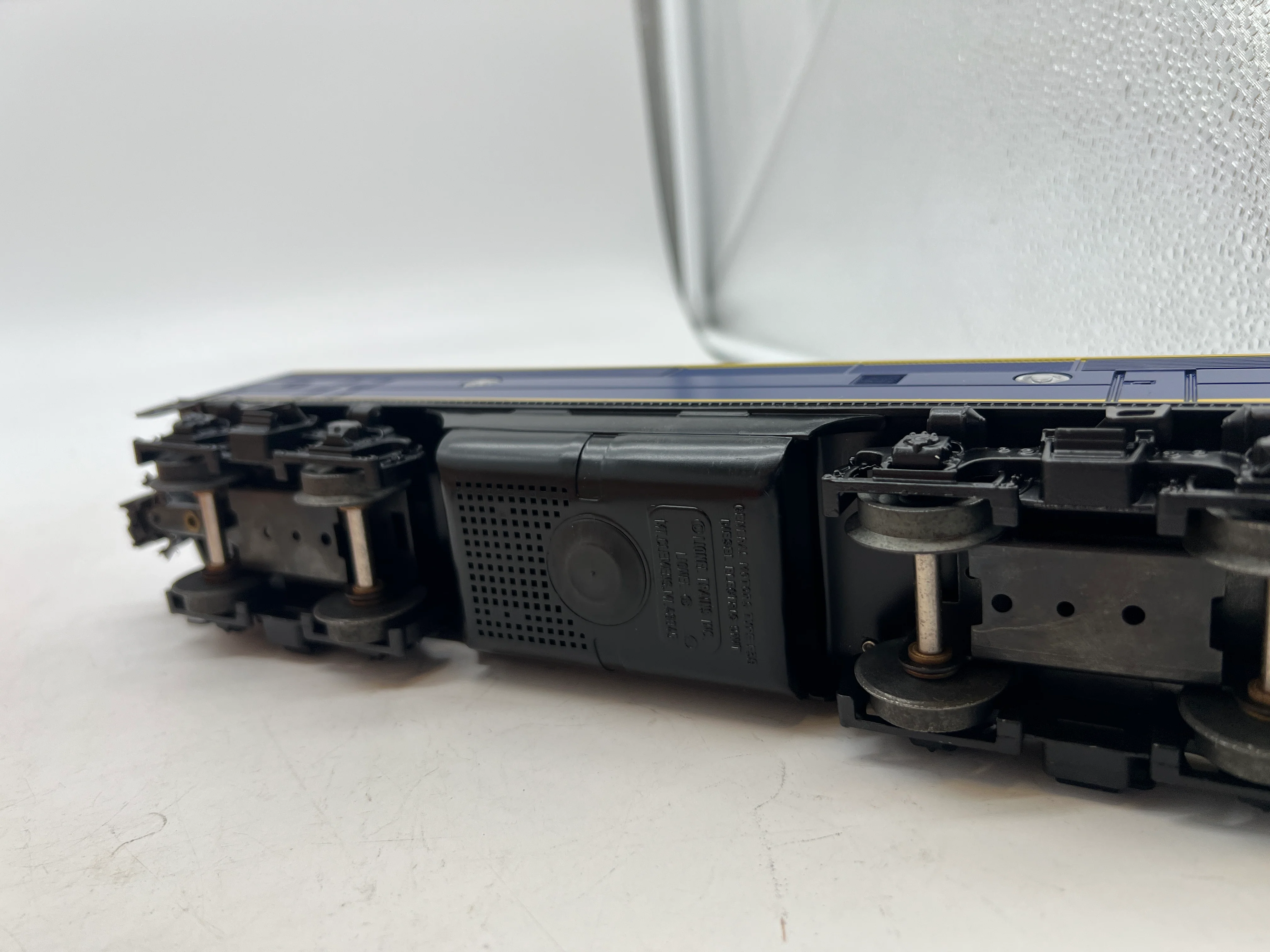Lionel 6-18121 Santa Fe F-3 Diesel B Unit O SCALE Like New - Image 5